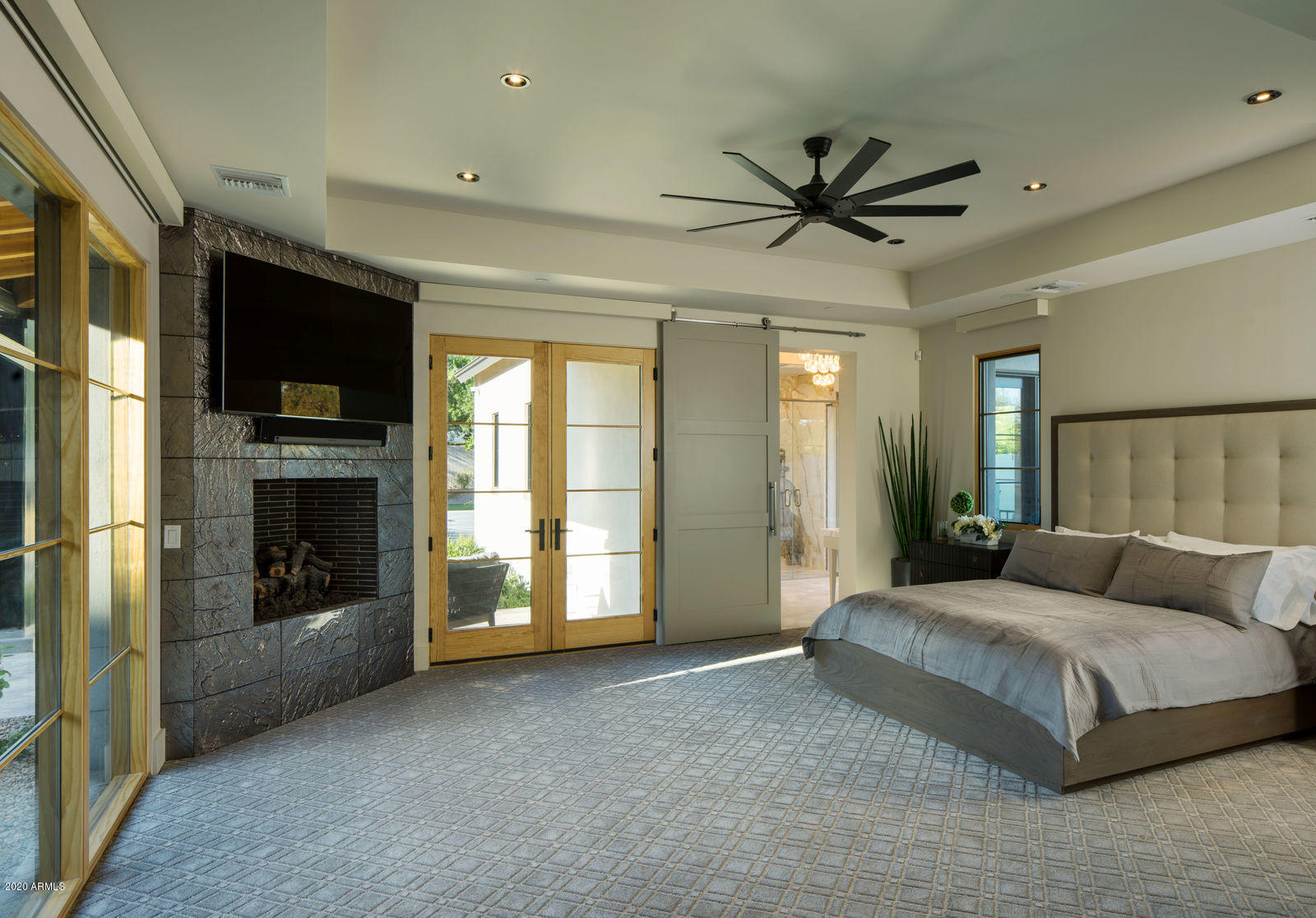 LOMBARDI ESTATES LOT 12 BLOCK 2 REPLAT - Residential