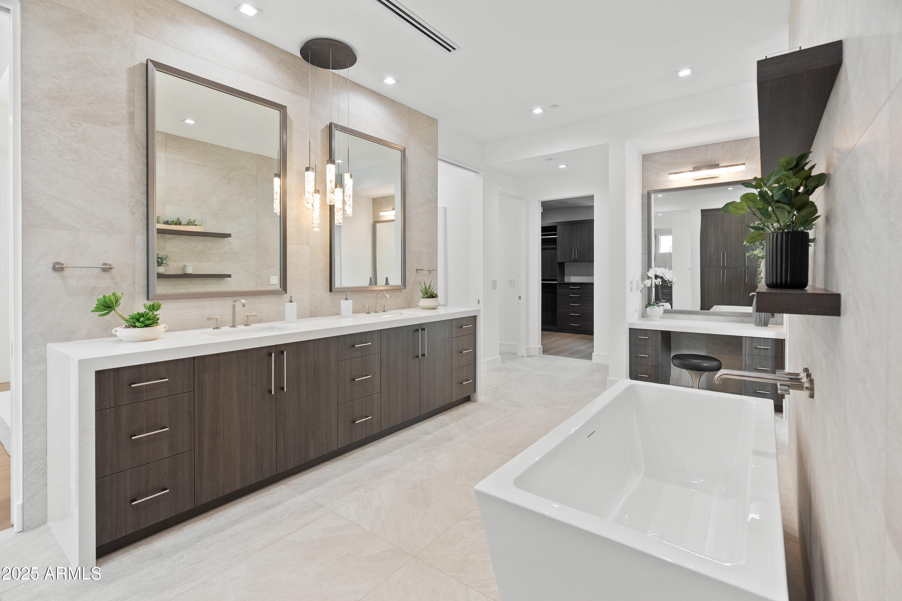 Del Ray Estates - Residential