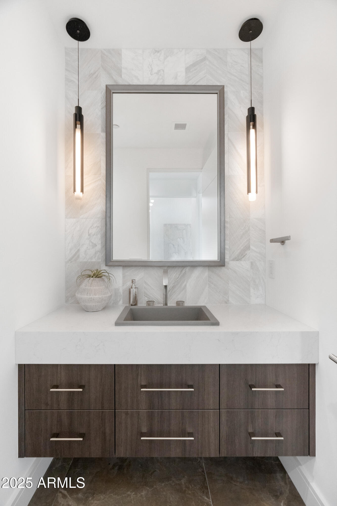 Del Ray Estates - Residential