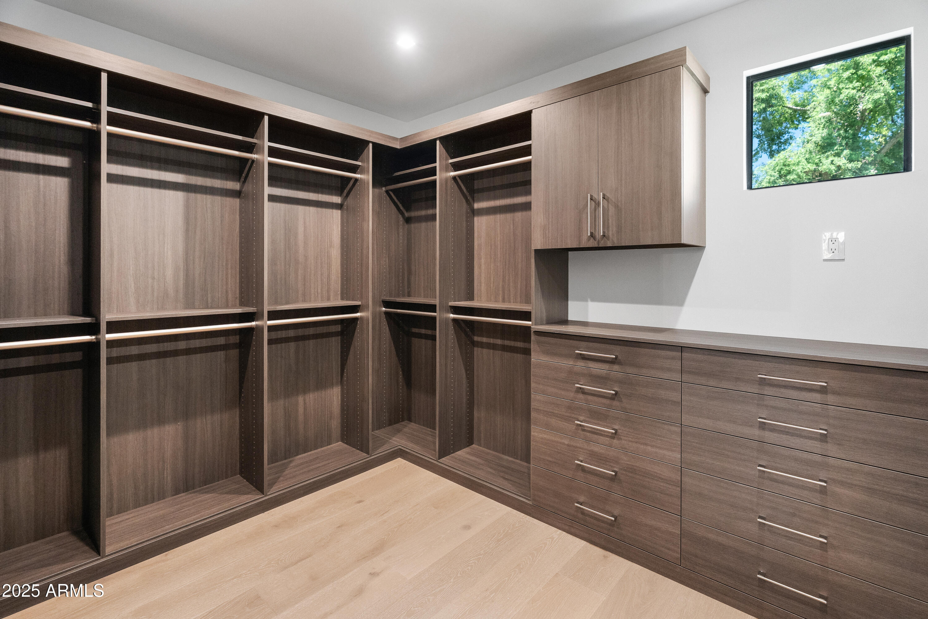 Del Ray Estates - Residential