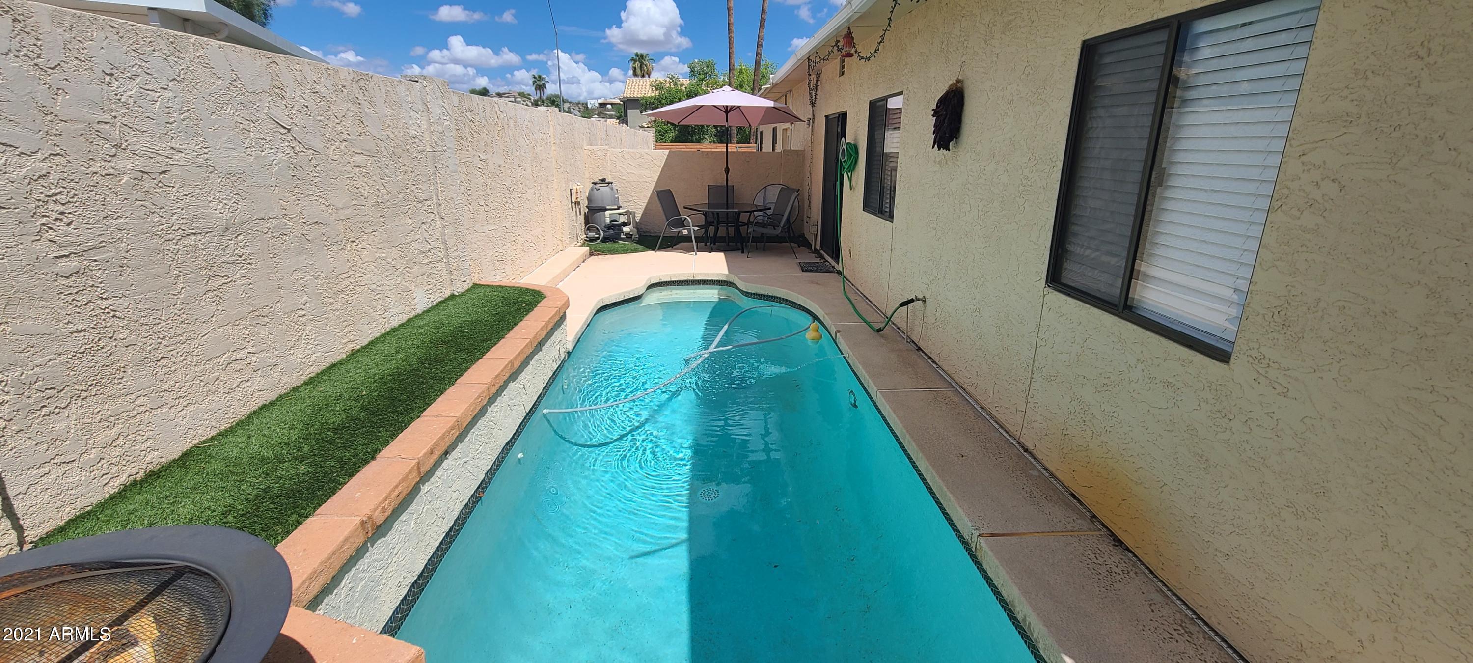 CHARLESTON PLACE DUPLEX CONDOMINIUMS - Residential Lease