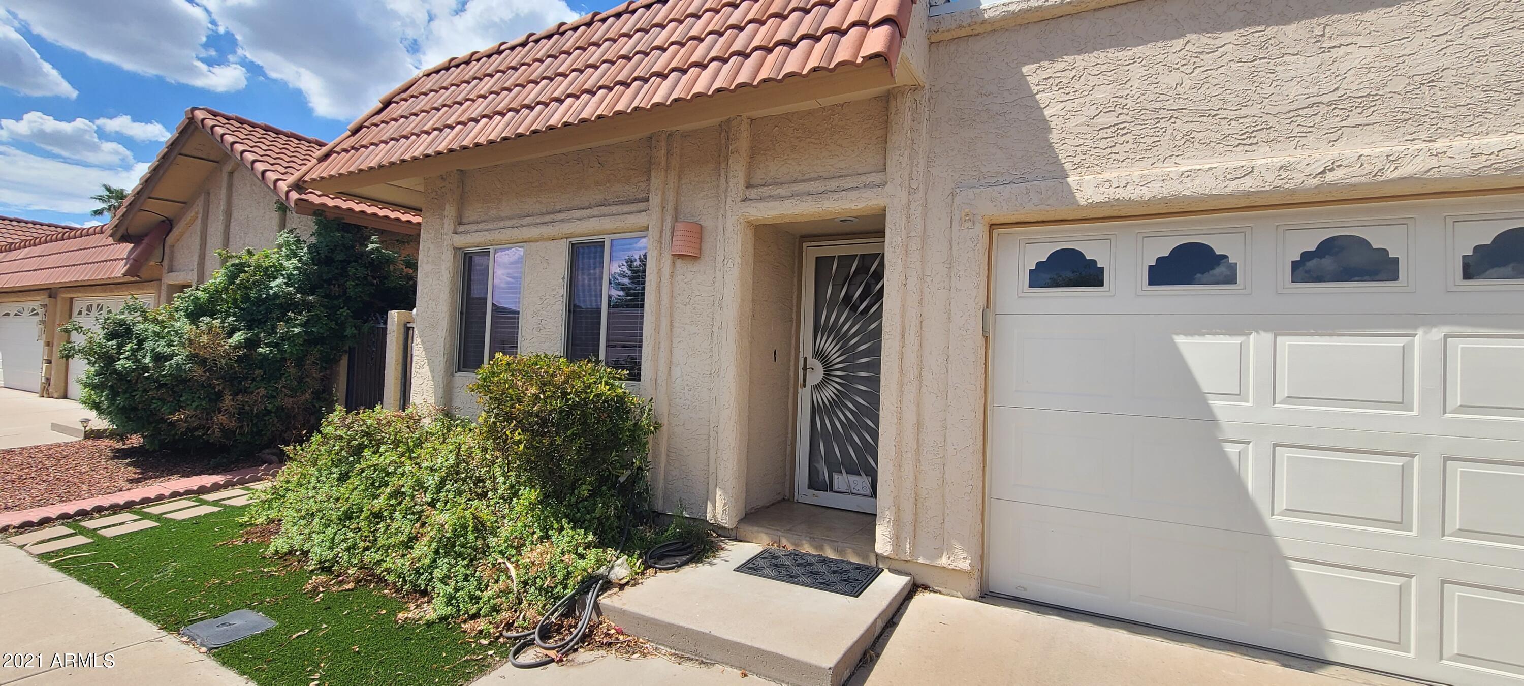 SOLAR!!!  Very low electric bills ($0 to $60 has been the owner's experience, subject to change based on usage).  Beautiful recently remodeled patio home featuring new wood flooring throughout.  POOL!!! Updated baseboards, paint, ceiling fans and appliances. Remodeled Master Bath. Like new energy efficient windows in the front and kitchen. Awesome backyard with pool. Don't miss this gem!
Fabulous location, close to Desert Ridge & PV. 101, 51 and 17 are all easily accessible.