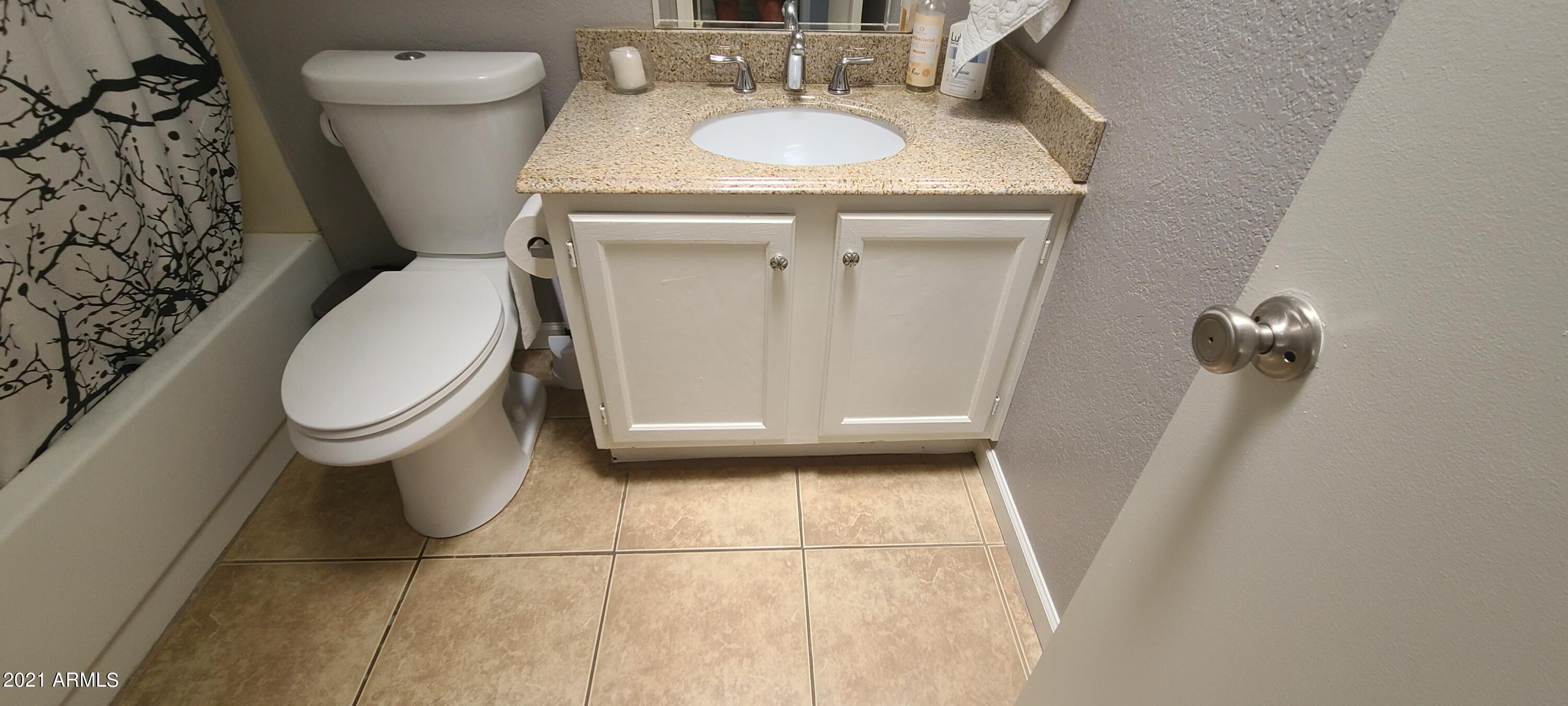 CHARLESTON PLACE DUPLEX CONDOMINIUMS - Residential Lease