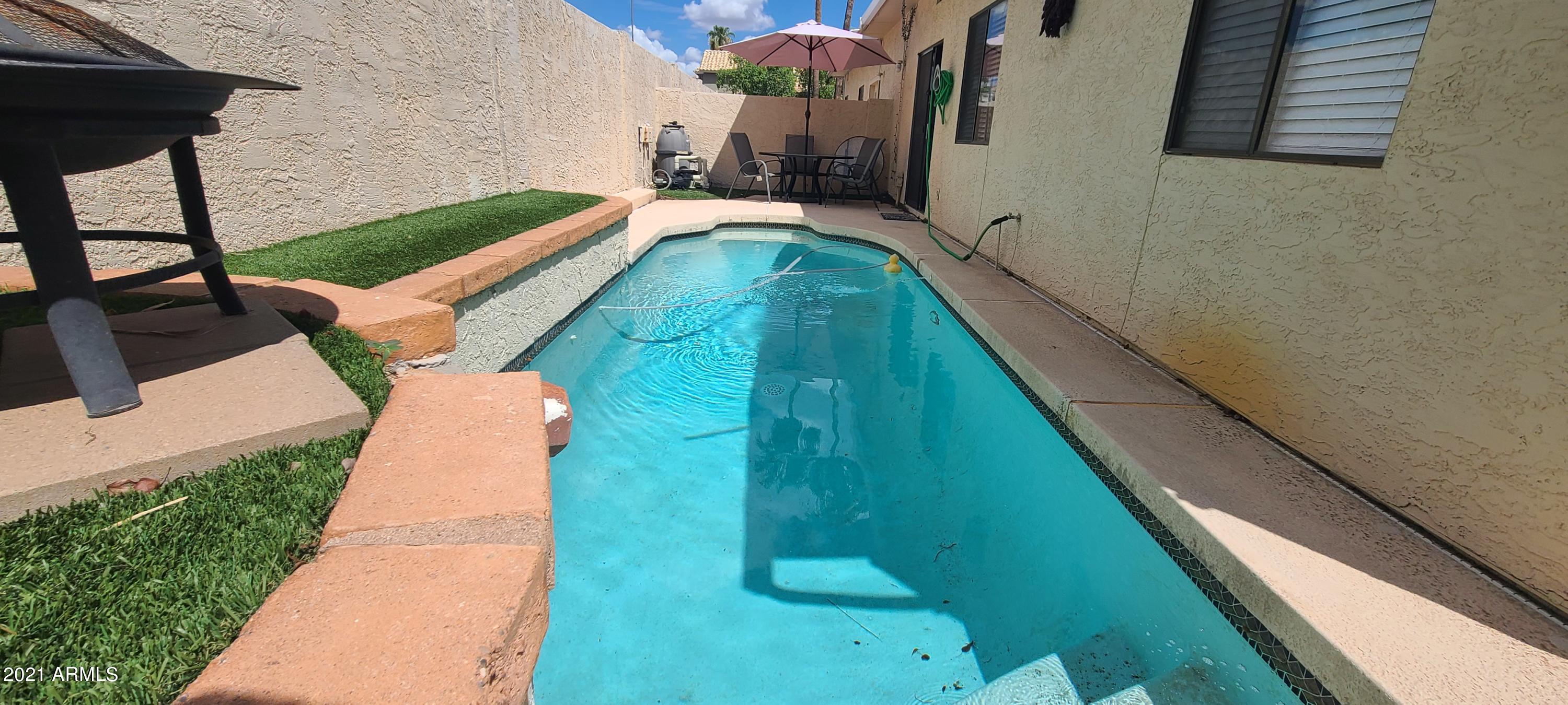 CHARLESTON PLACE DUPLEX CONDOMINIUMS - Residential Lease