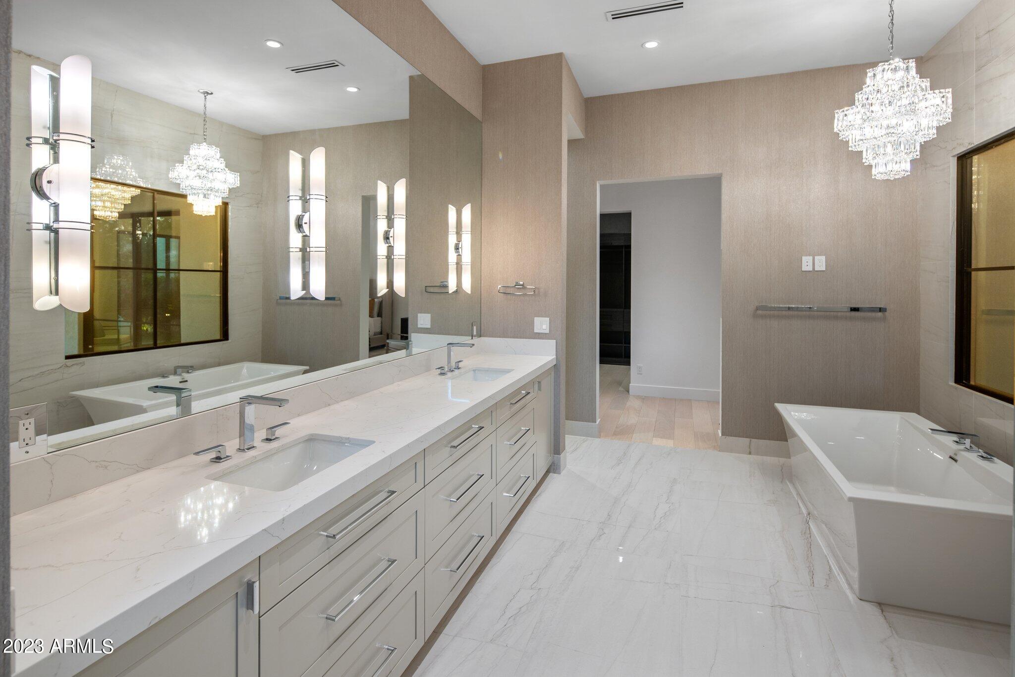 CHENEY ESTATES LOT 1-72 TR A-C D1 D2 E,F - Residential