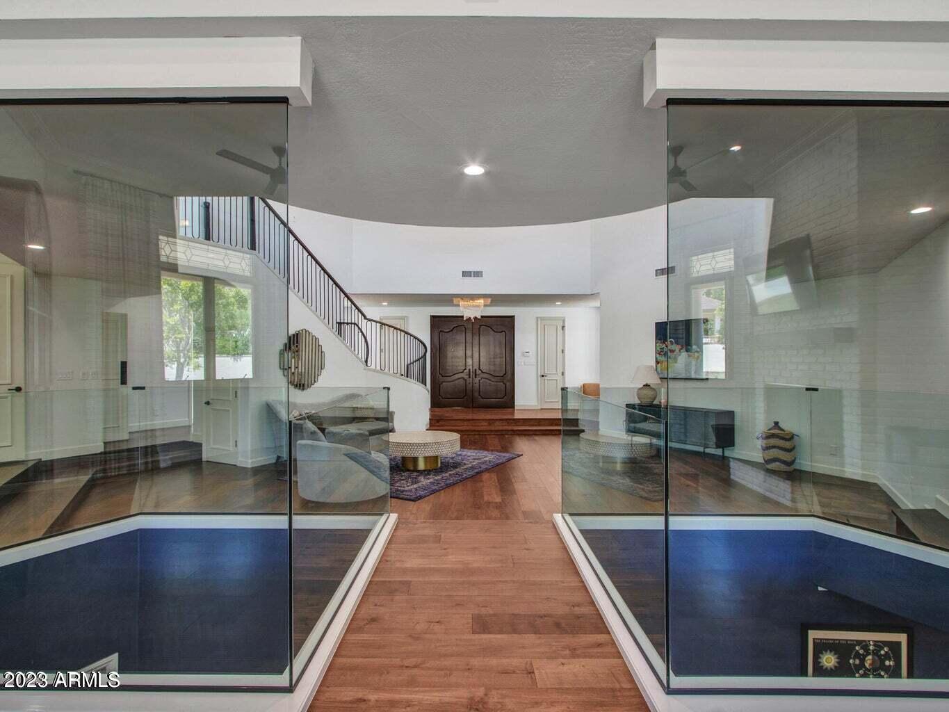 LINCOLN ESTATES - Residential