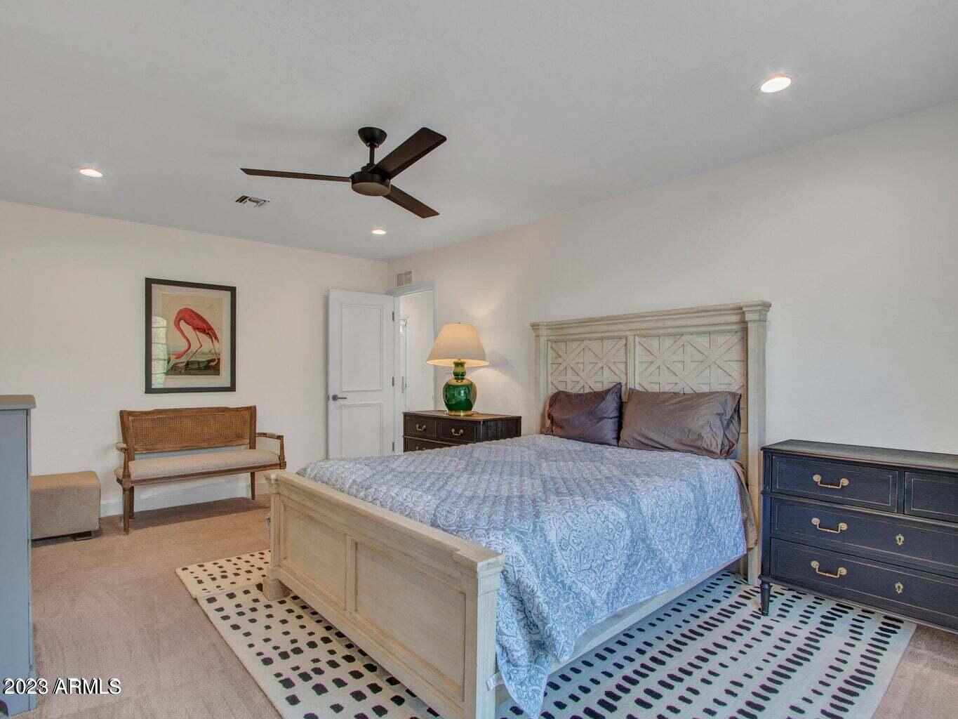 LINCOLN ESTATES - Residential