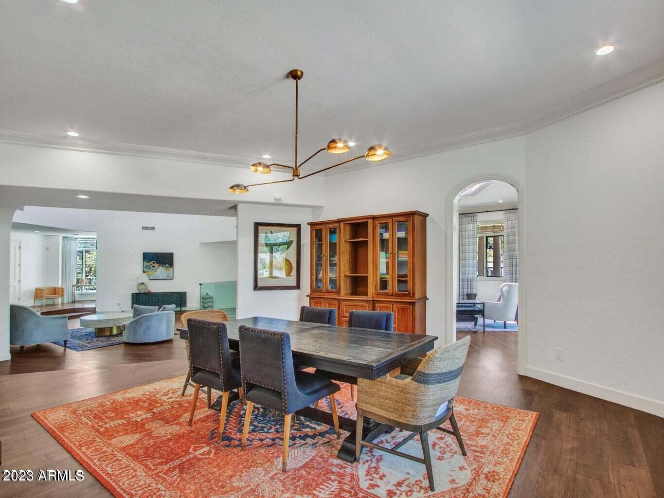 LINCOLN ESTATES - Residential