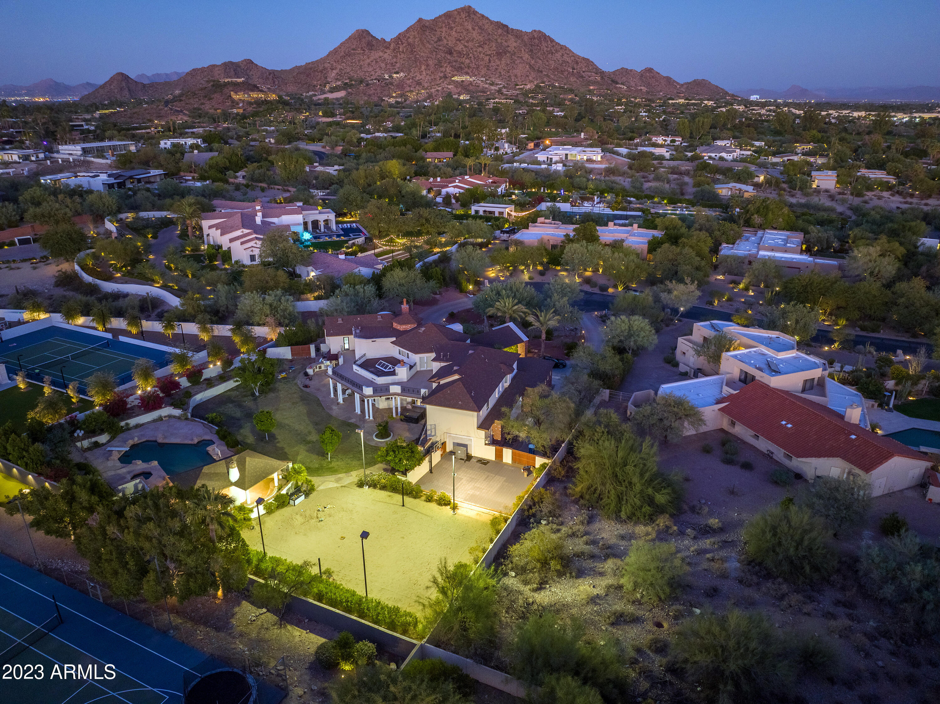 LINCOLN ESTATES - Residential