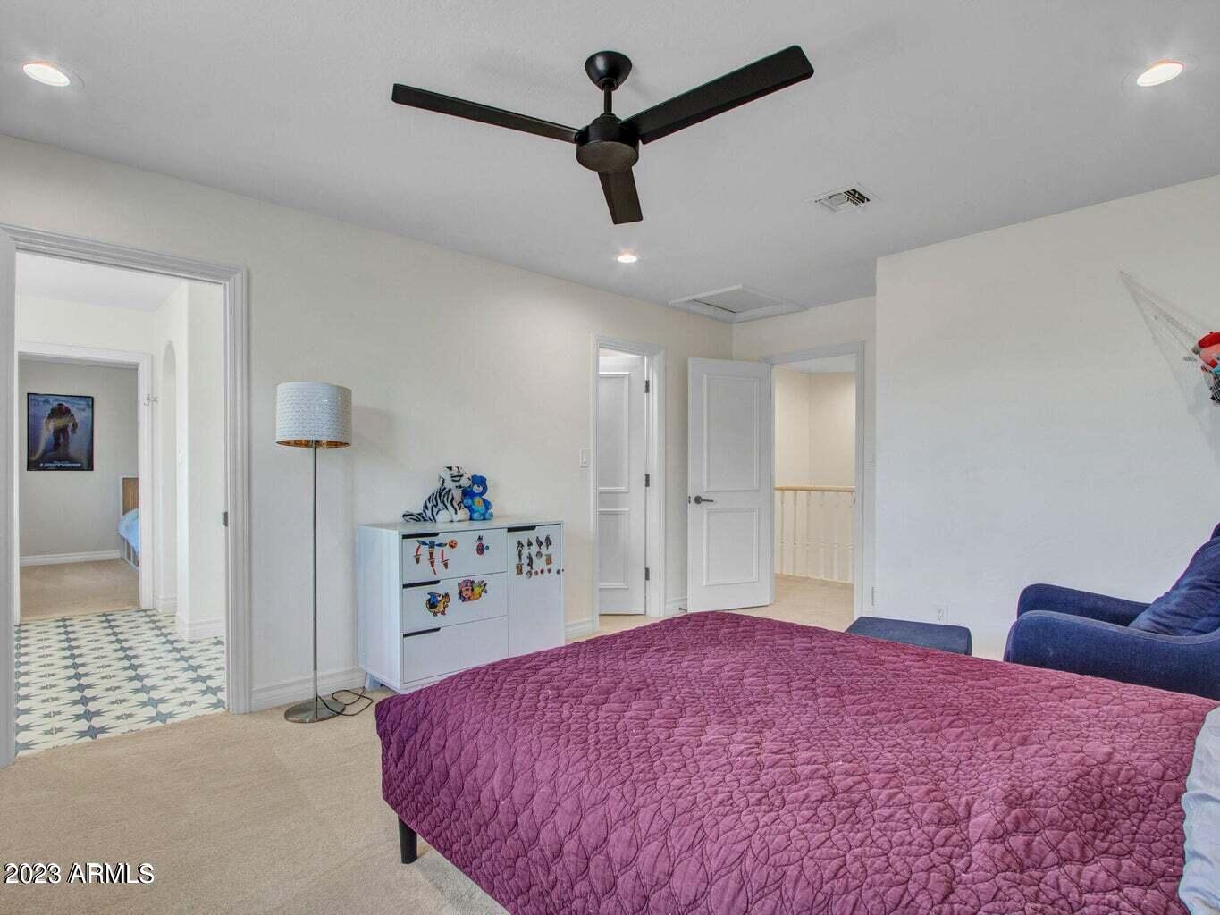 LINCOLN ESTATES - Residential