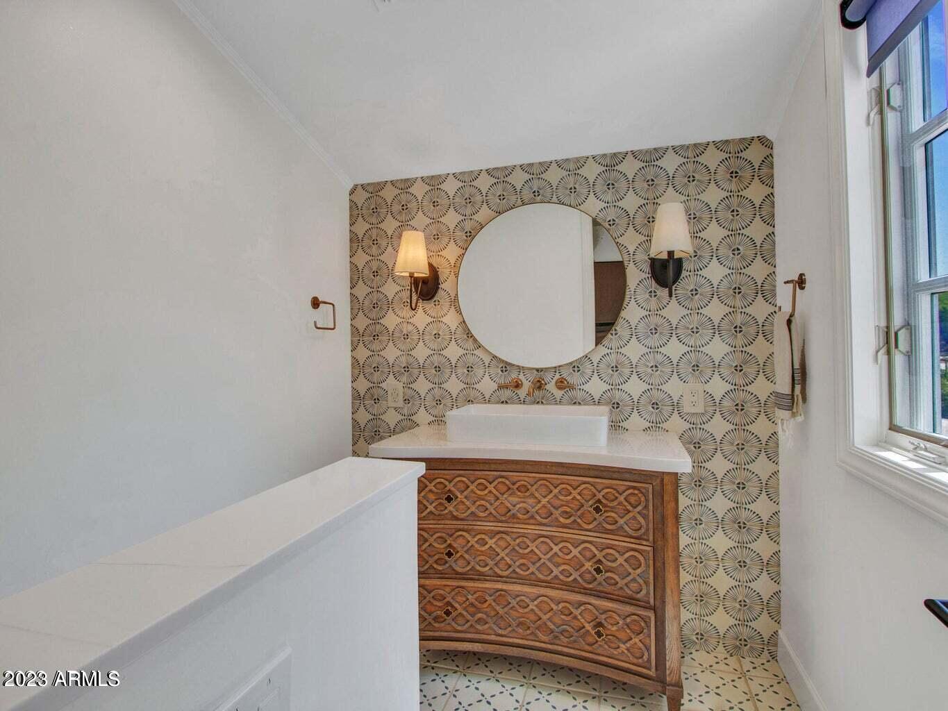 LINCOLN ESTATES - Residential