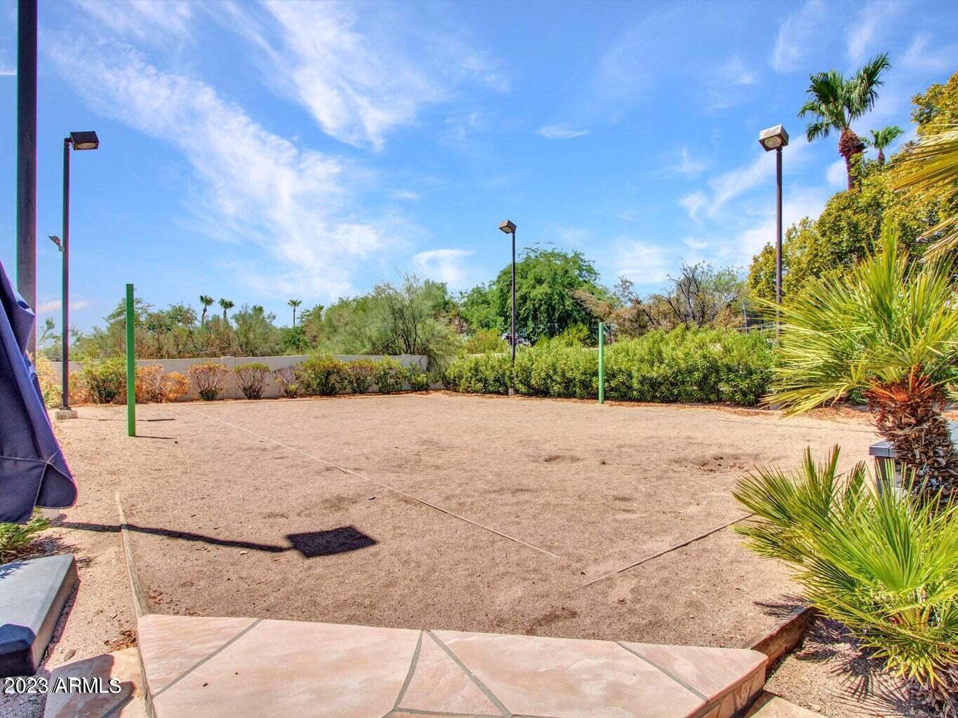 LINCOLN ESTATES - Residential
