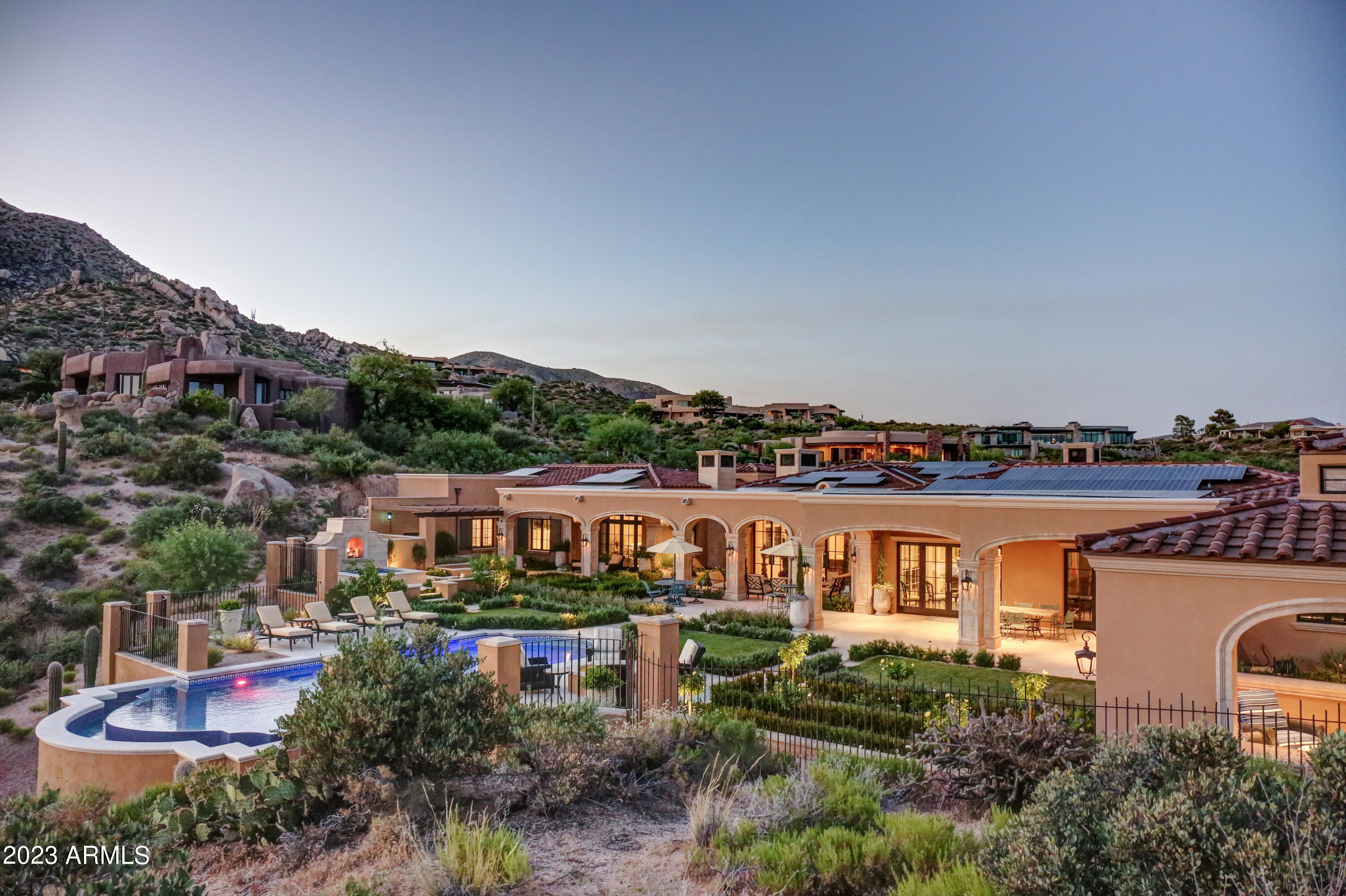 DESERT MOUNTAIN - Residential