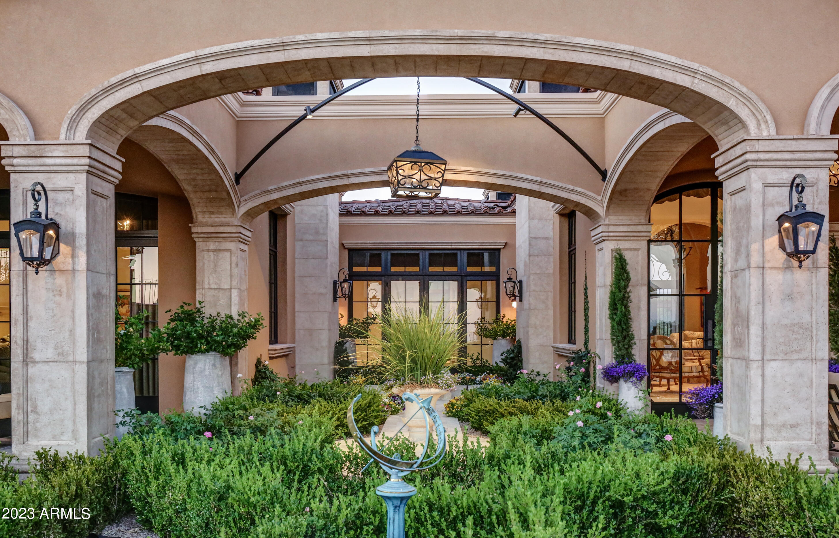 DESERT MOUNTAIN - Residential
