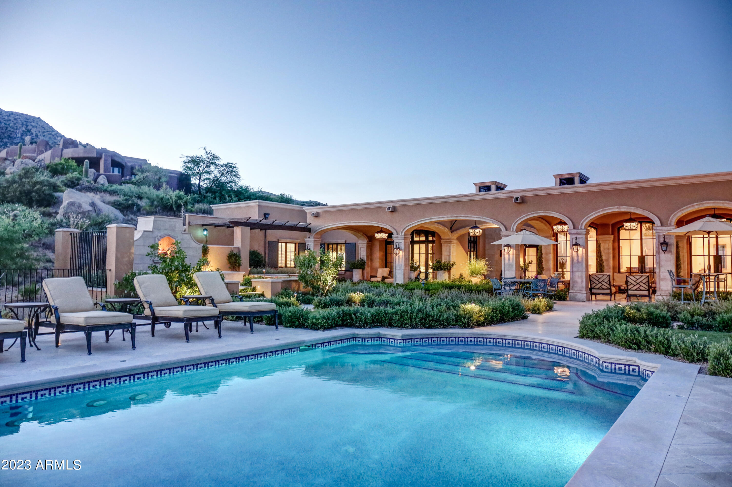 DESERT MOUNTAIN - Residential