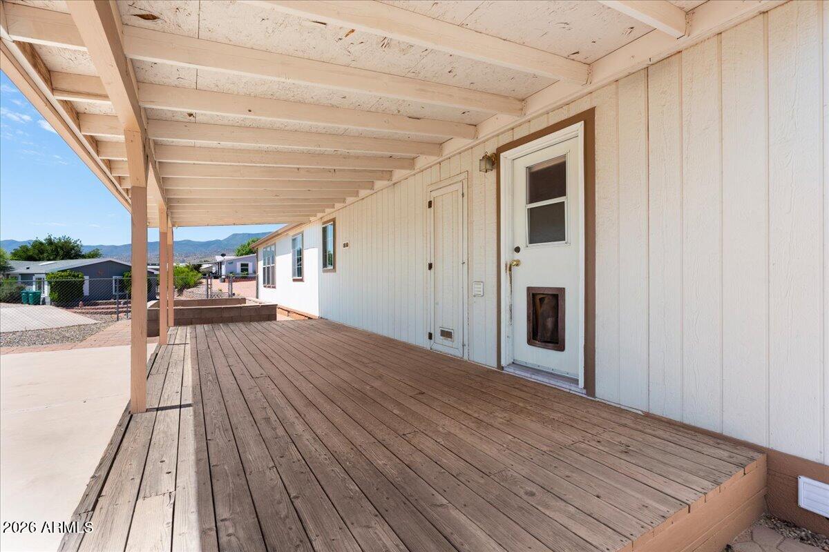 MINGUS SHADOWS UNIT 3 - Residential