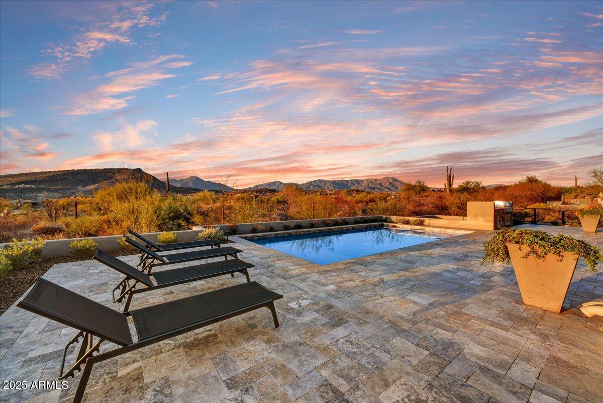 DESERT MOUNTAIN PHASE 1 UNIT 2 LOT 206-335 TR A - Residential
