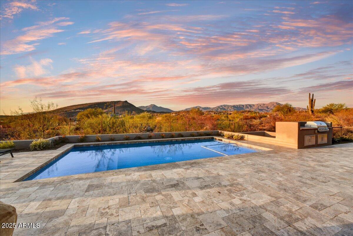 DESERT MOUNTAIN PHASE 1 UNIT 2 LOT 206-335 TR A - Residential