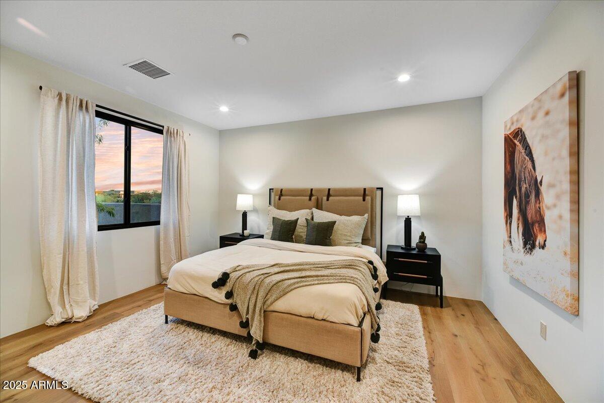 DESERT MOUNTAIN PHASE 1 UNIT 2 LOT 206-335 TR A - Residential