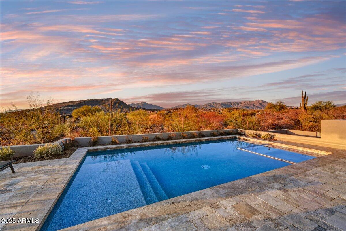 DESERT MOUNTAIN PHASE 1 UNIT 2 LOT 206-335 TR A - Residential