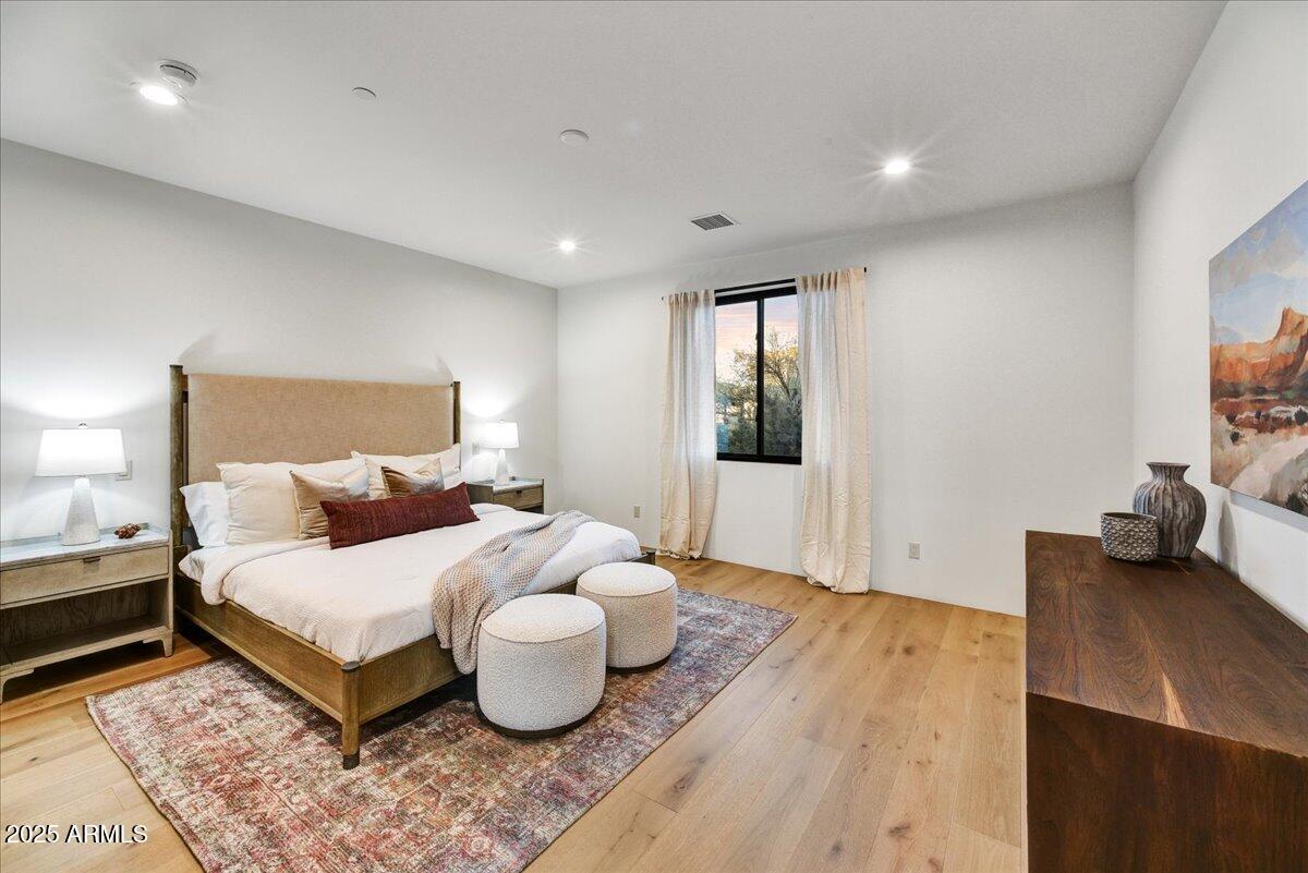 DESERT MOUNTAIN PHASE 1 UNIT 2 LOT 206-335 TR A - Residential