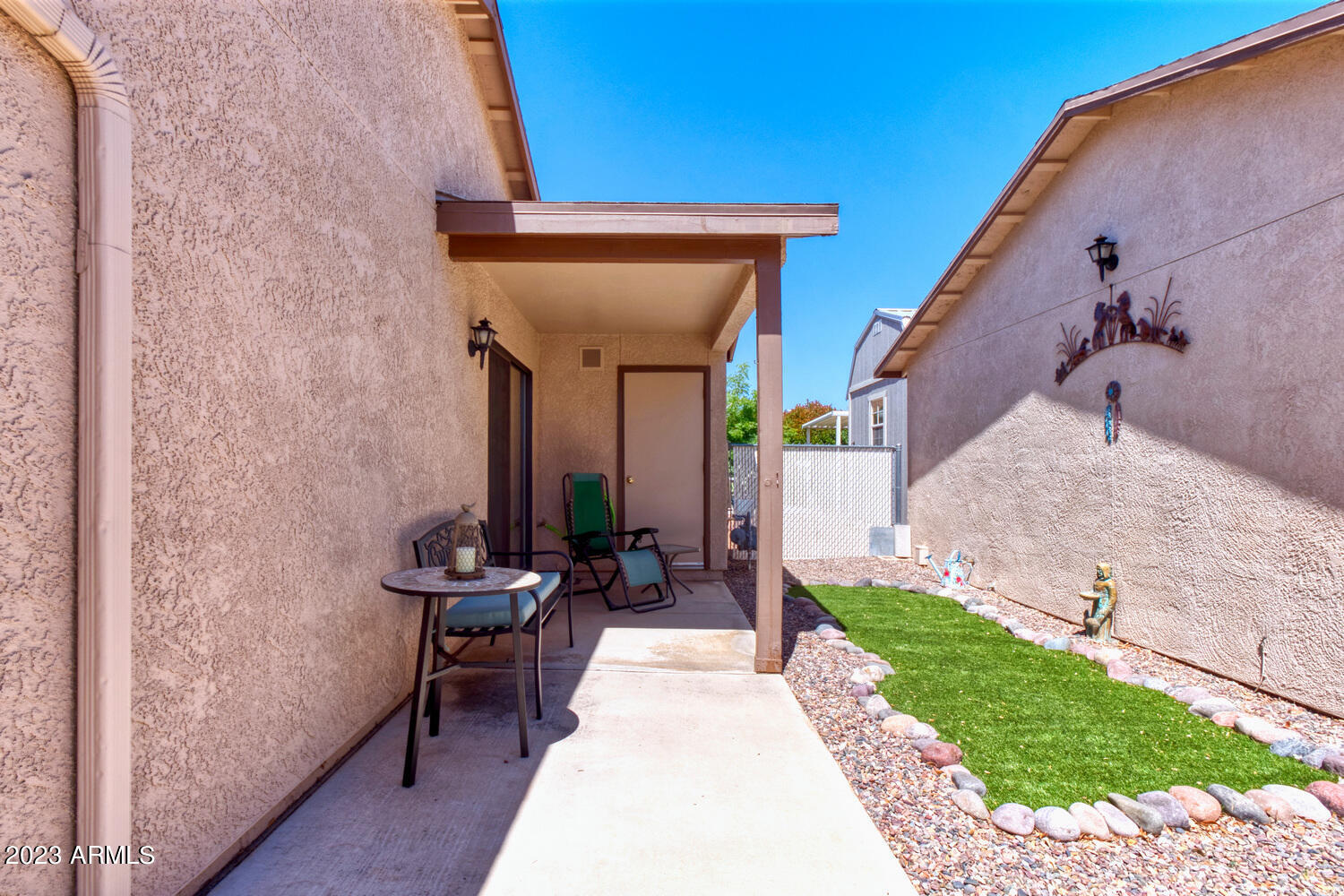 DESERT SHADOWS - Residential