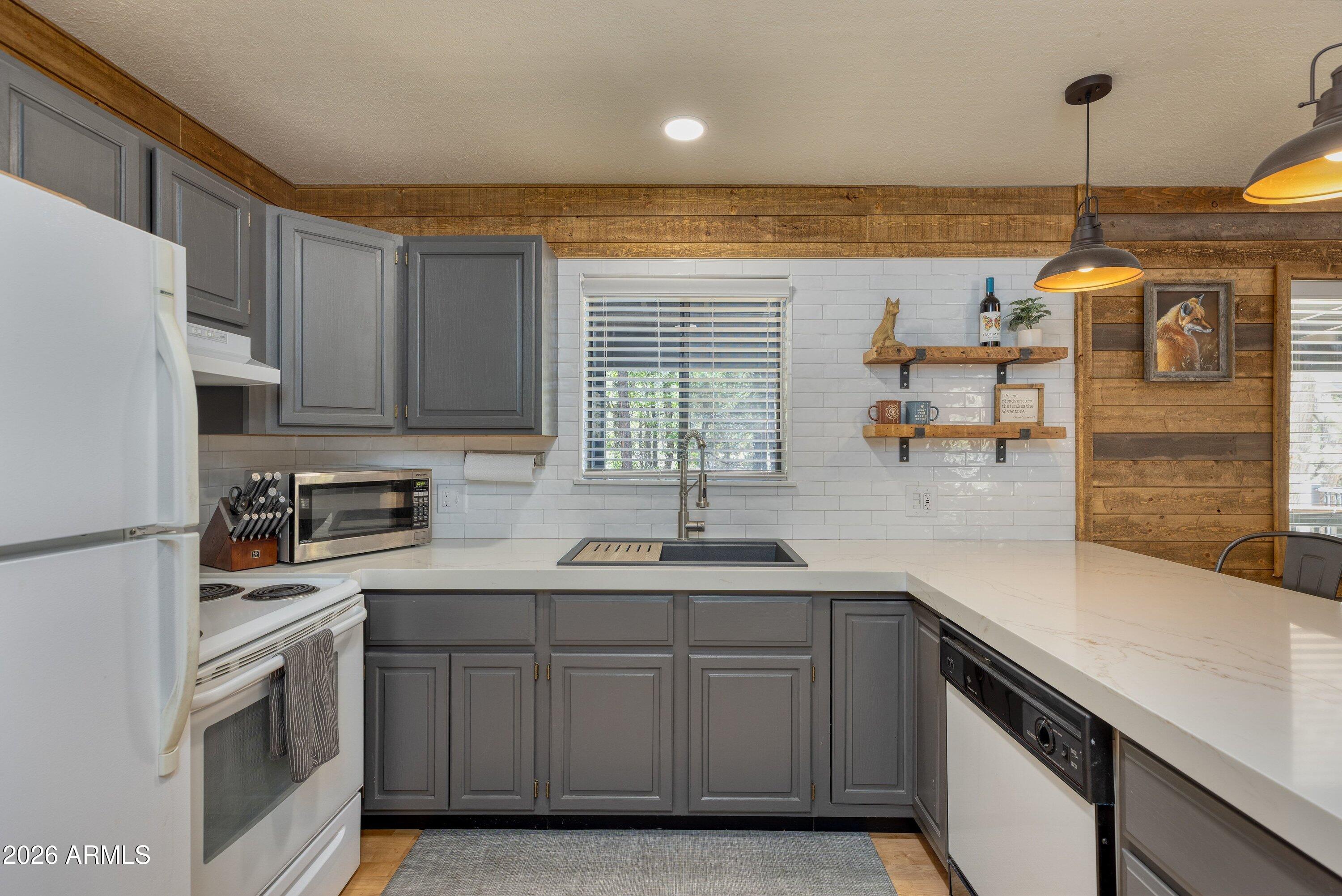 Lakeside Unsubdivided - Residential