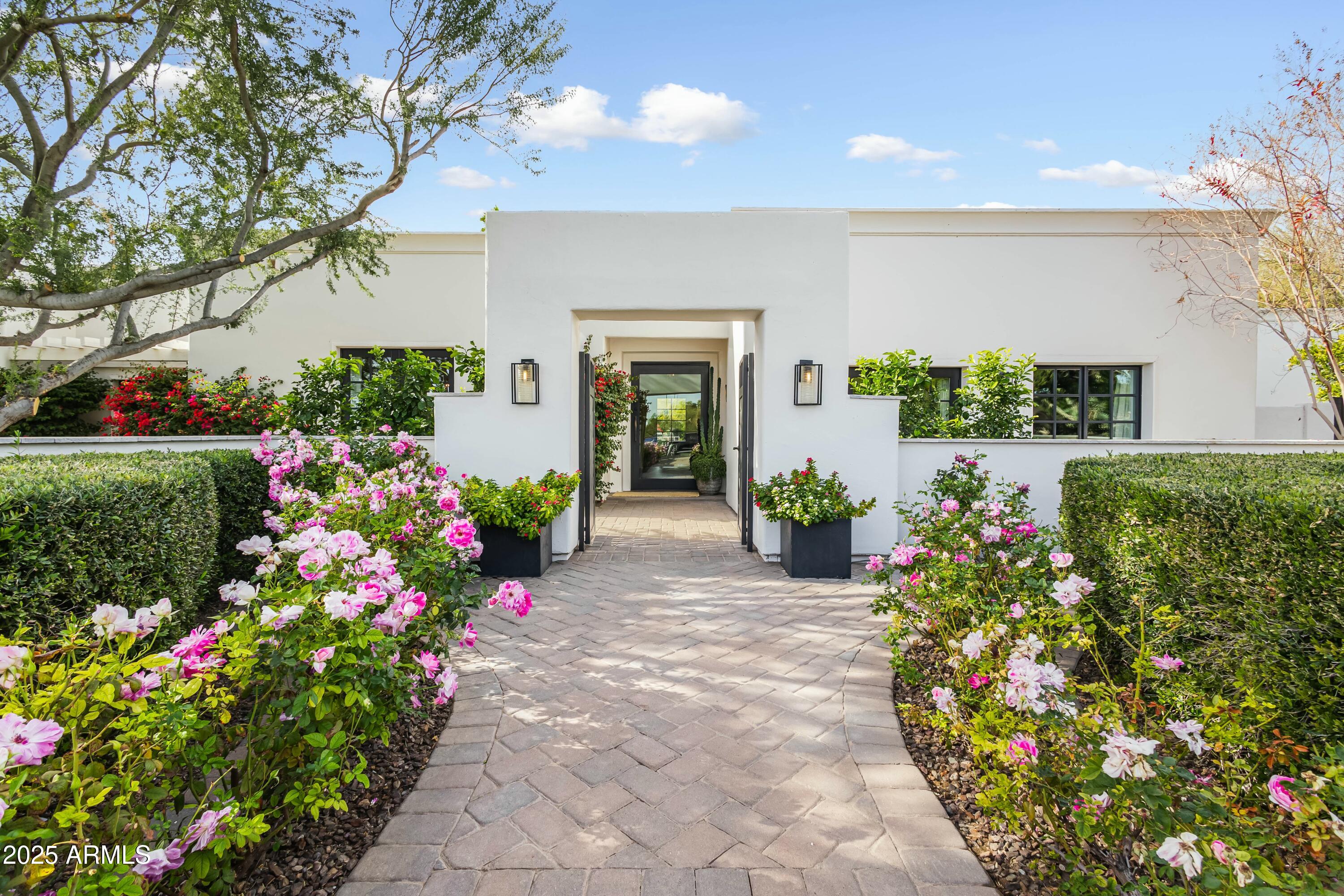 STONEVIEW - Residential