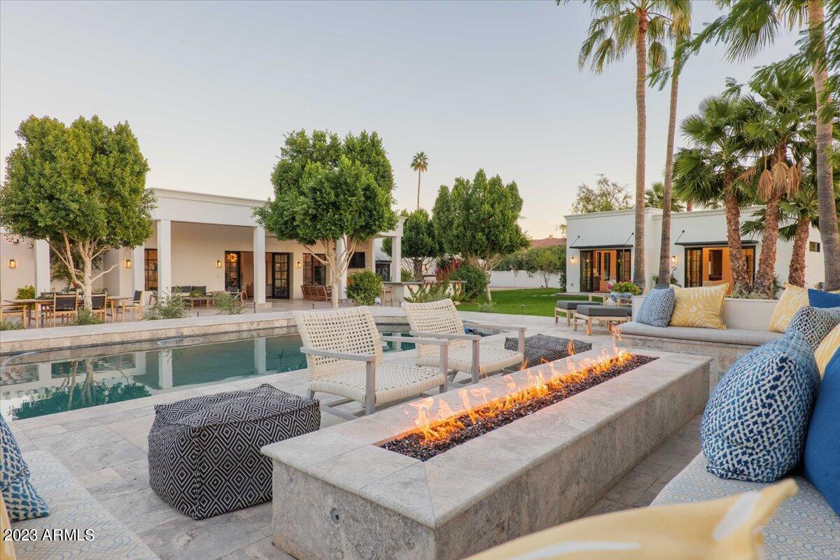 STONEVIEW - Residential