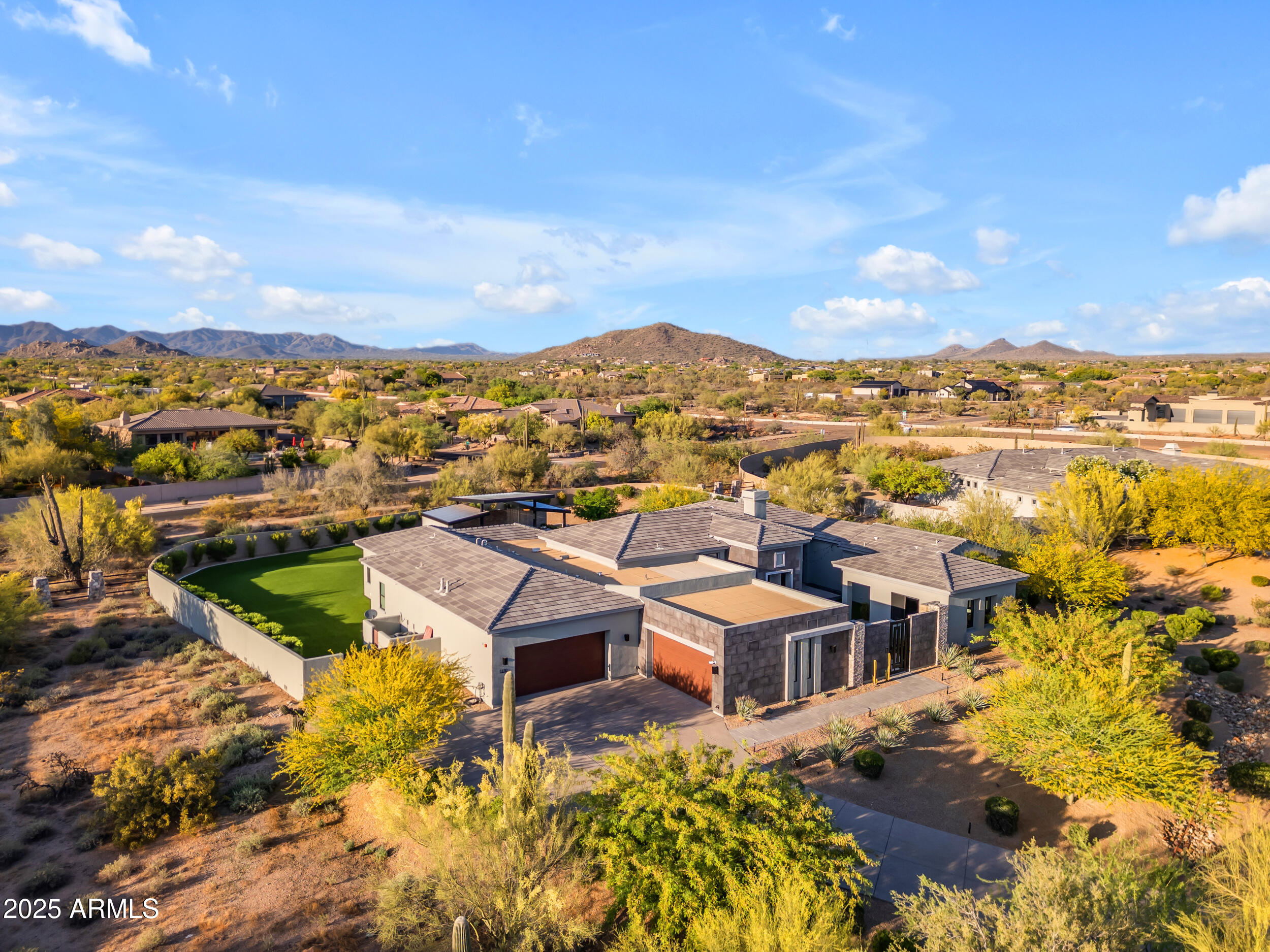 TURQUESA EQUESTRIAN ESTATES - Residential