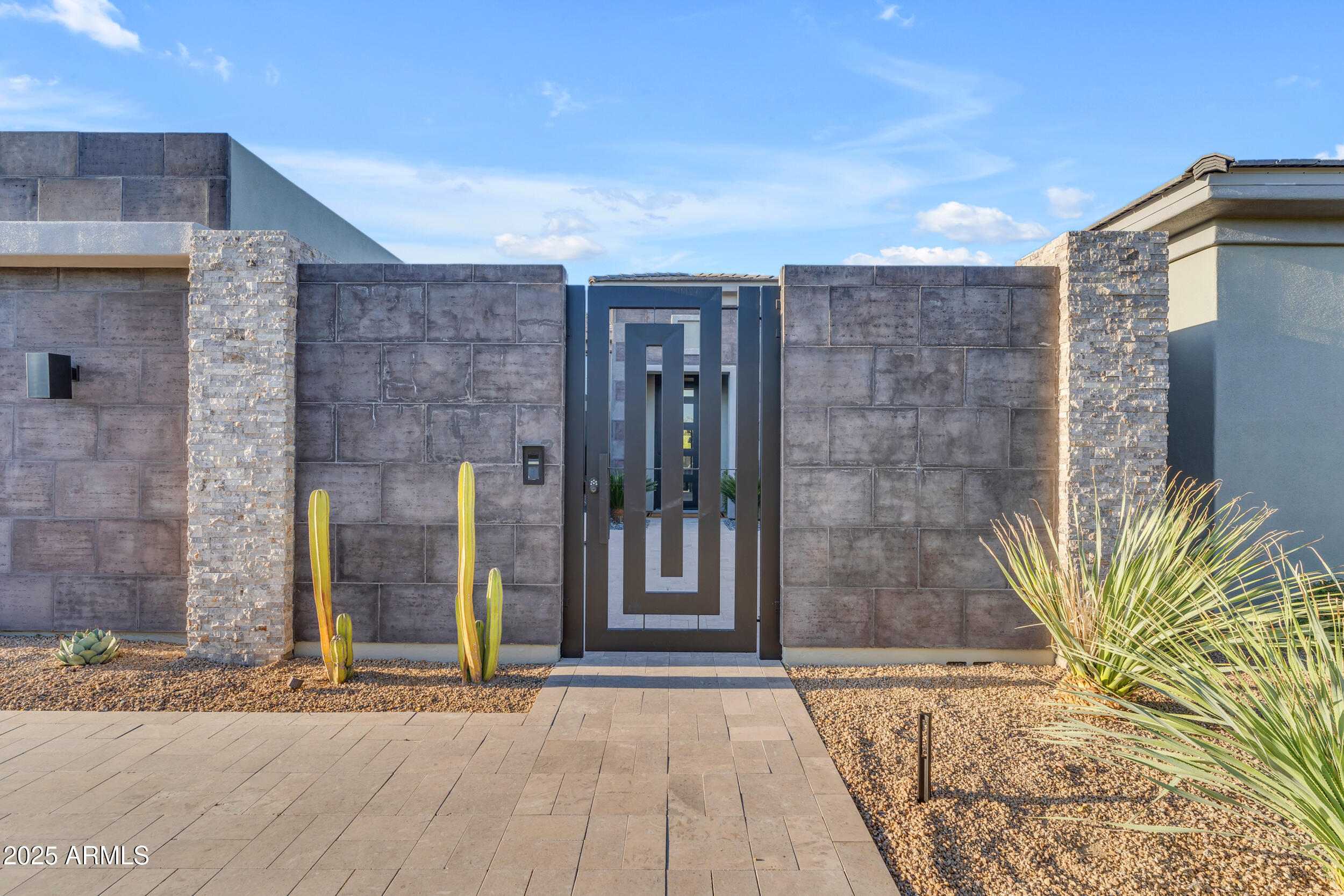 TURQUESA EQUESTRIAN ESTATES - Residential