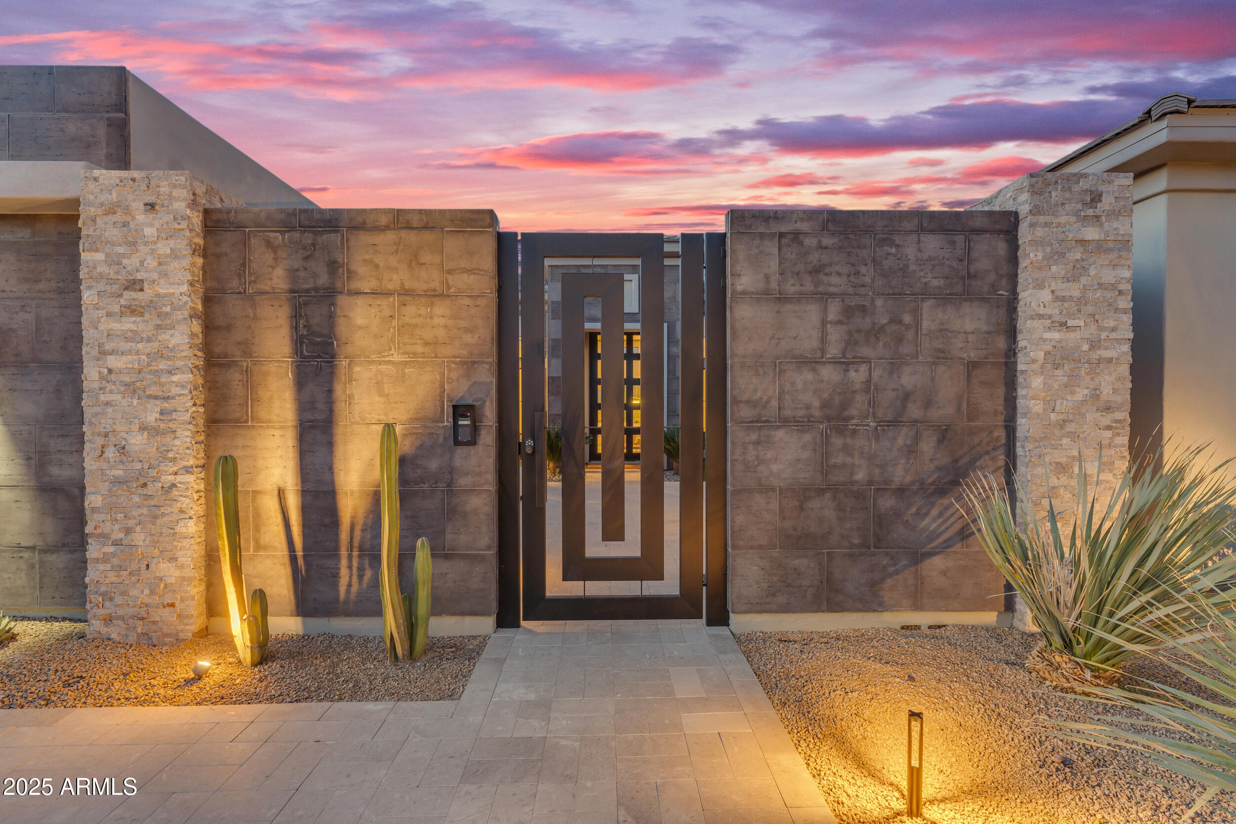 TURQUESA EQUESTRIAN ESTATES - Residential