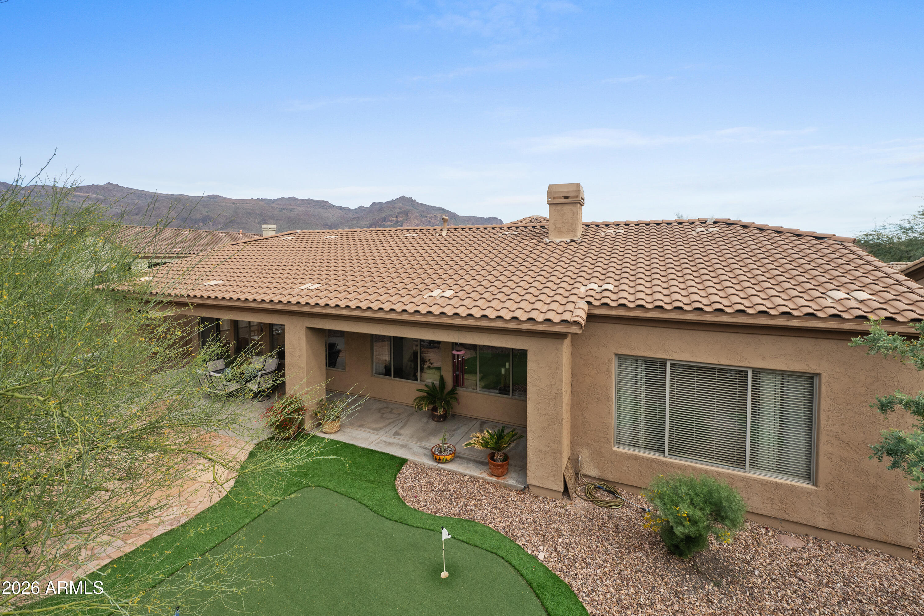 SUPERSTITION FOOTHILLS - Residential