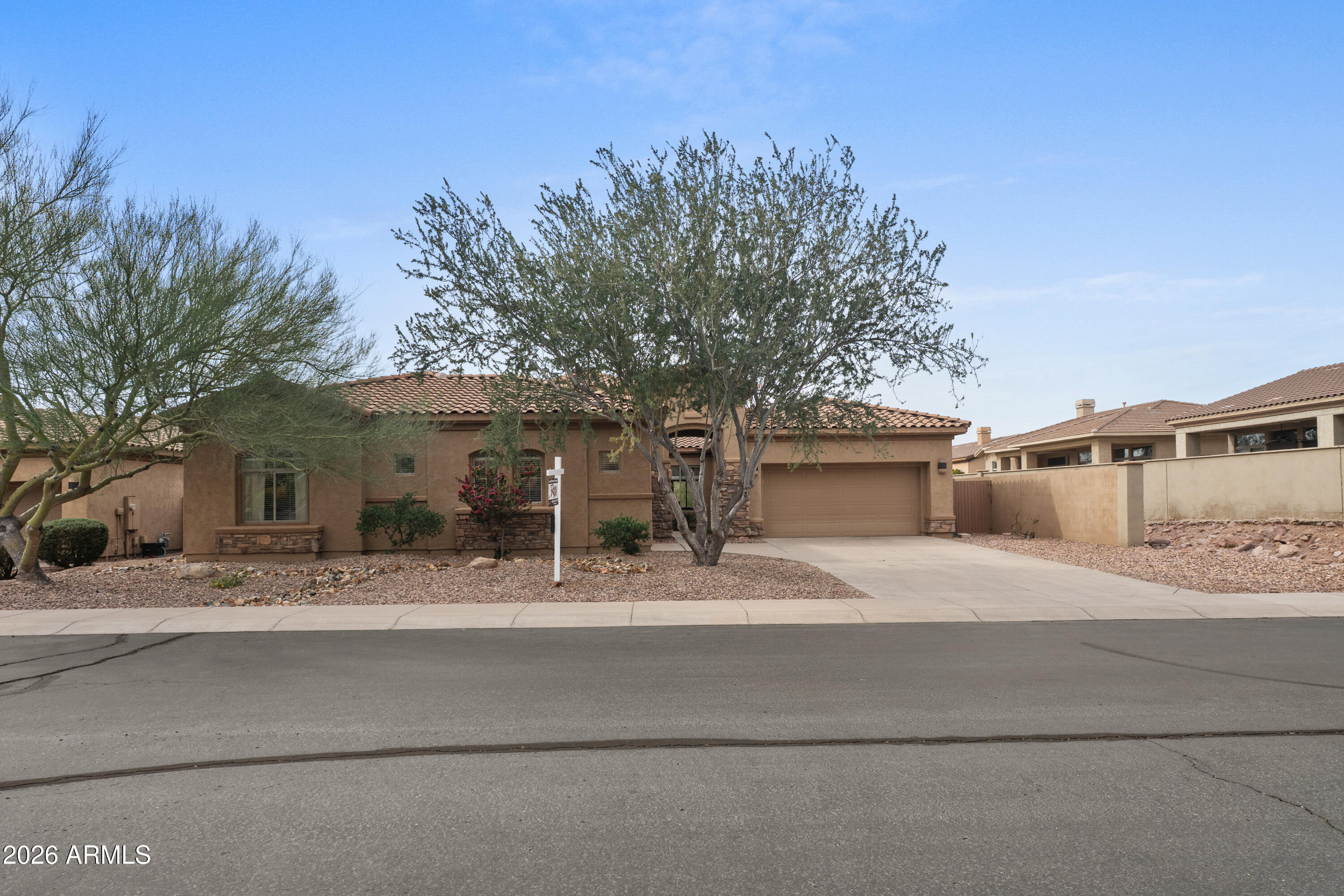 SUPERSTITION FOOTHILLS - Residential