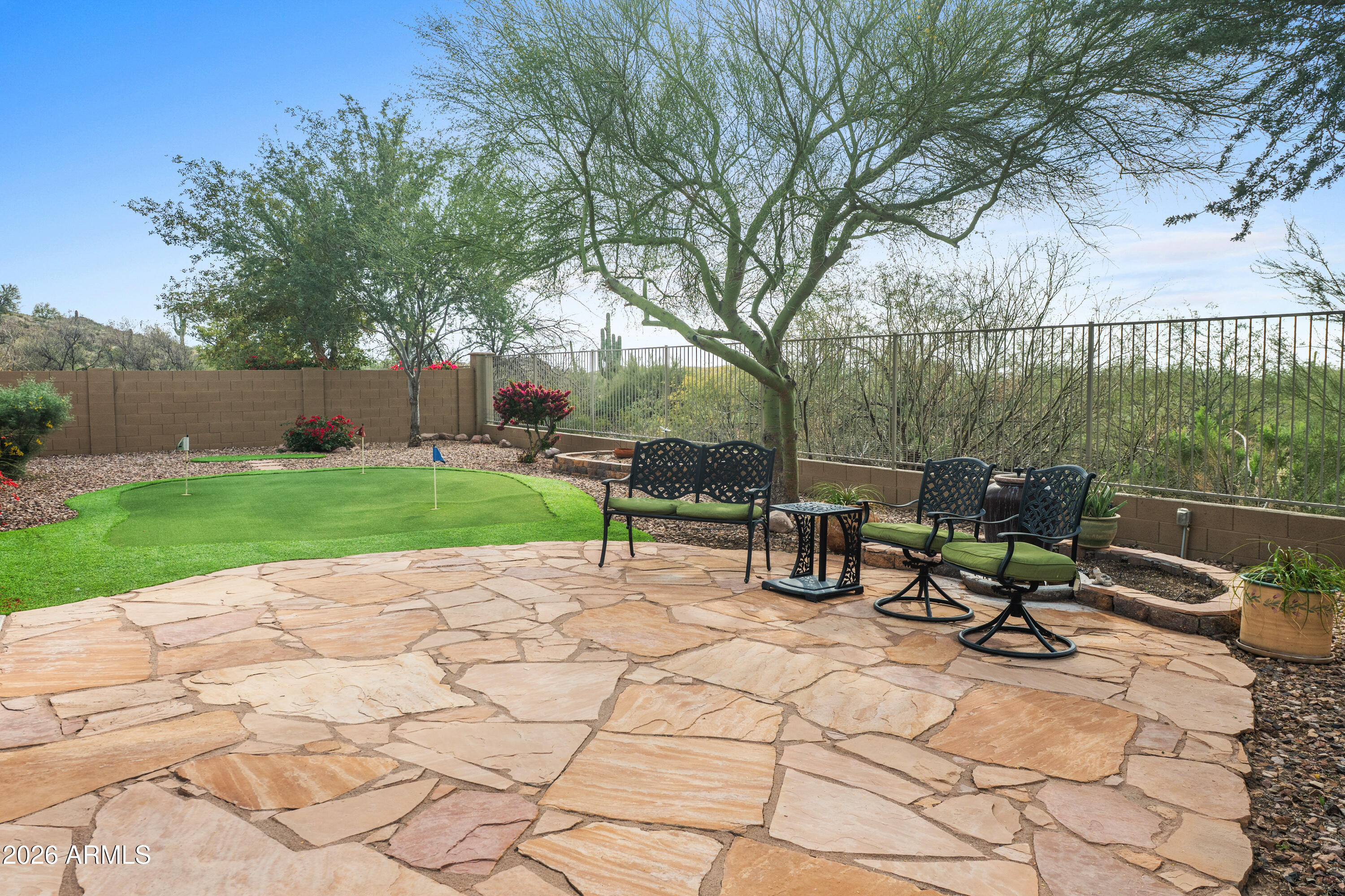 SUPERSTITION FOOTHILLS - Residential