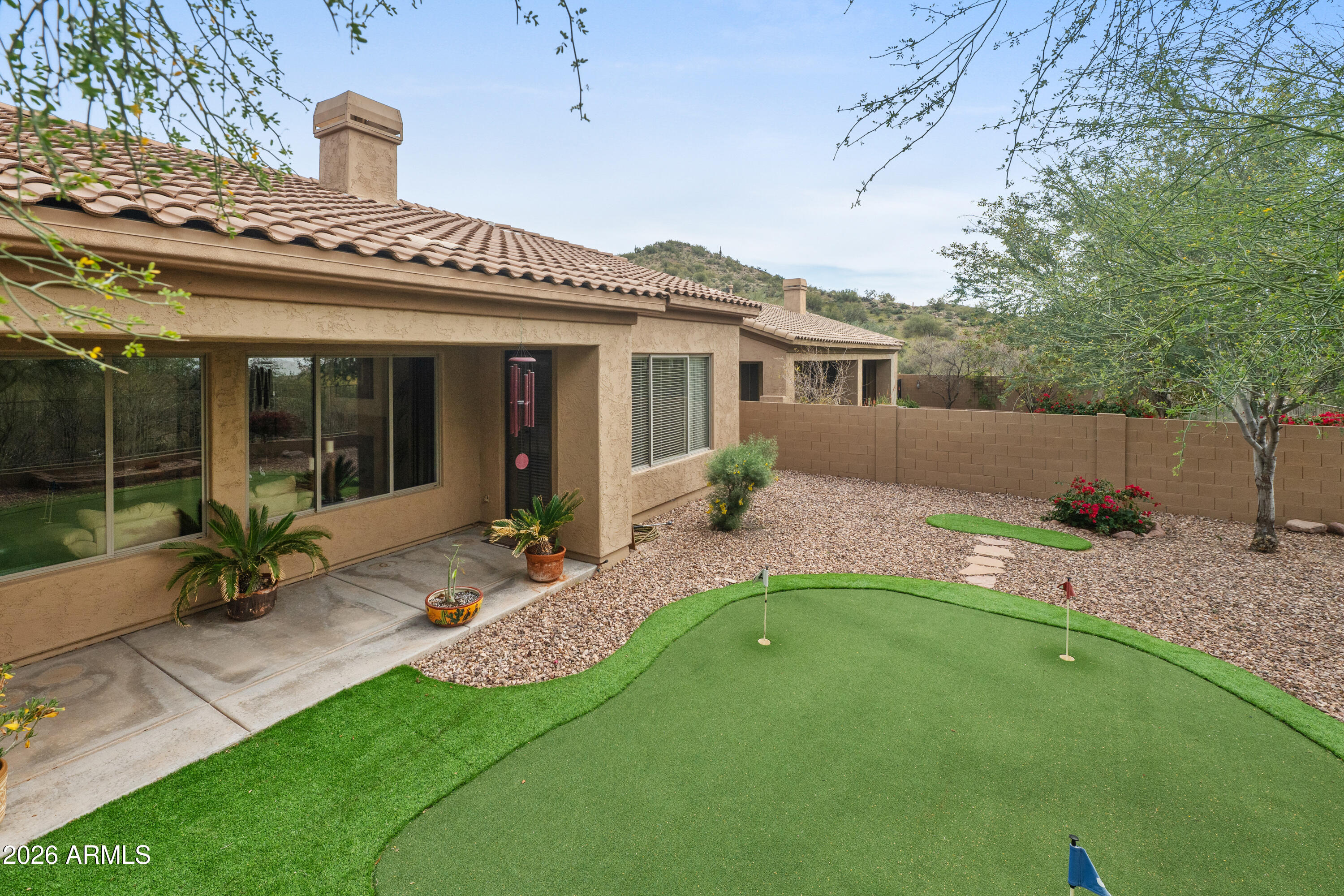 SUPERSTITION FOOTHILLS - Residential
