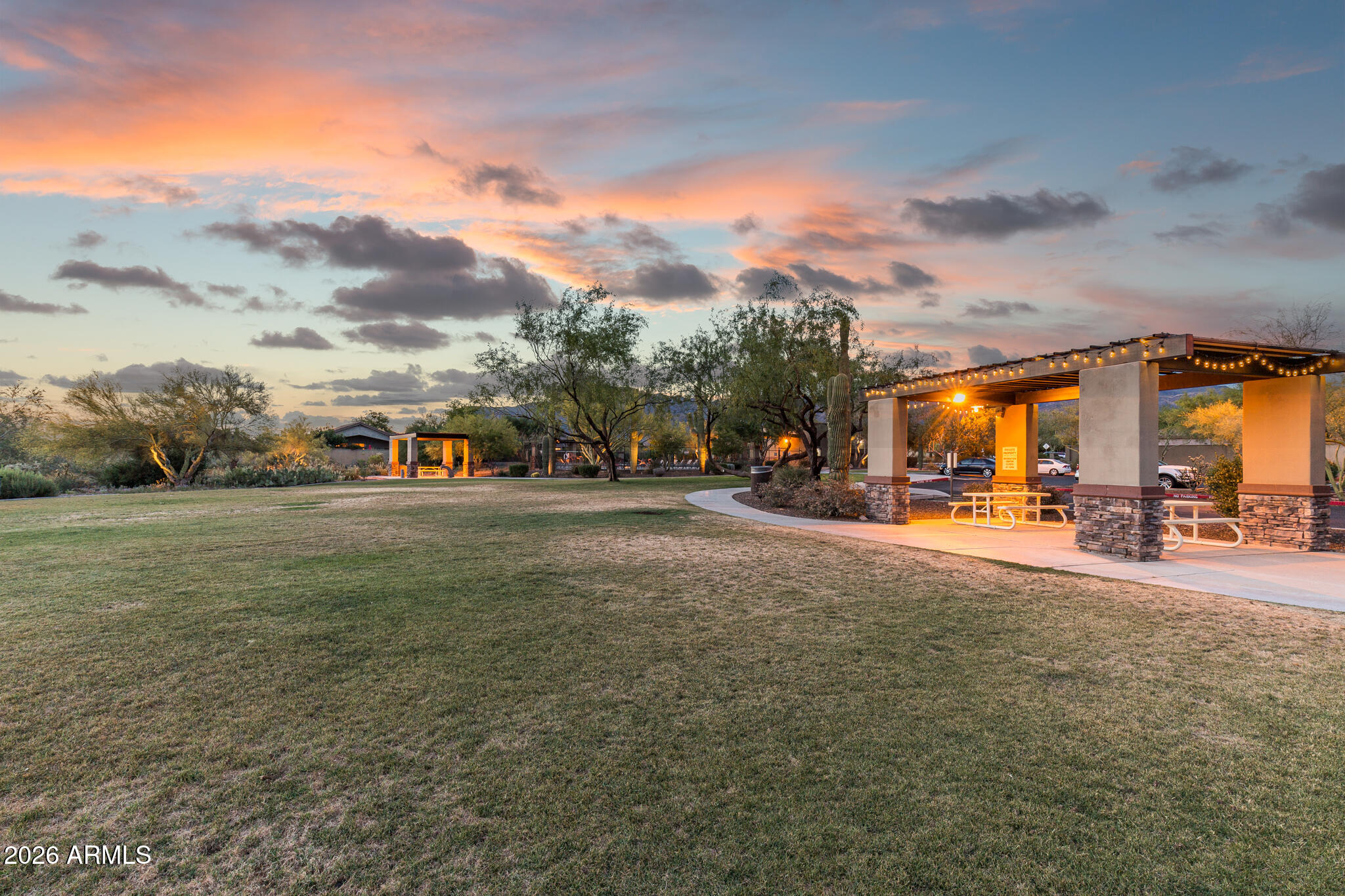 SUPERSTITION FOOTHILLS - Residential