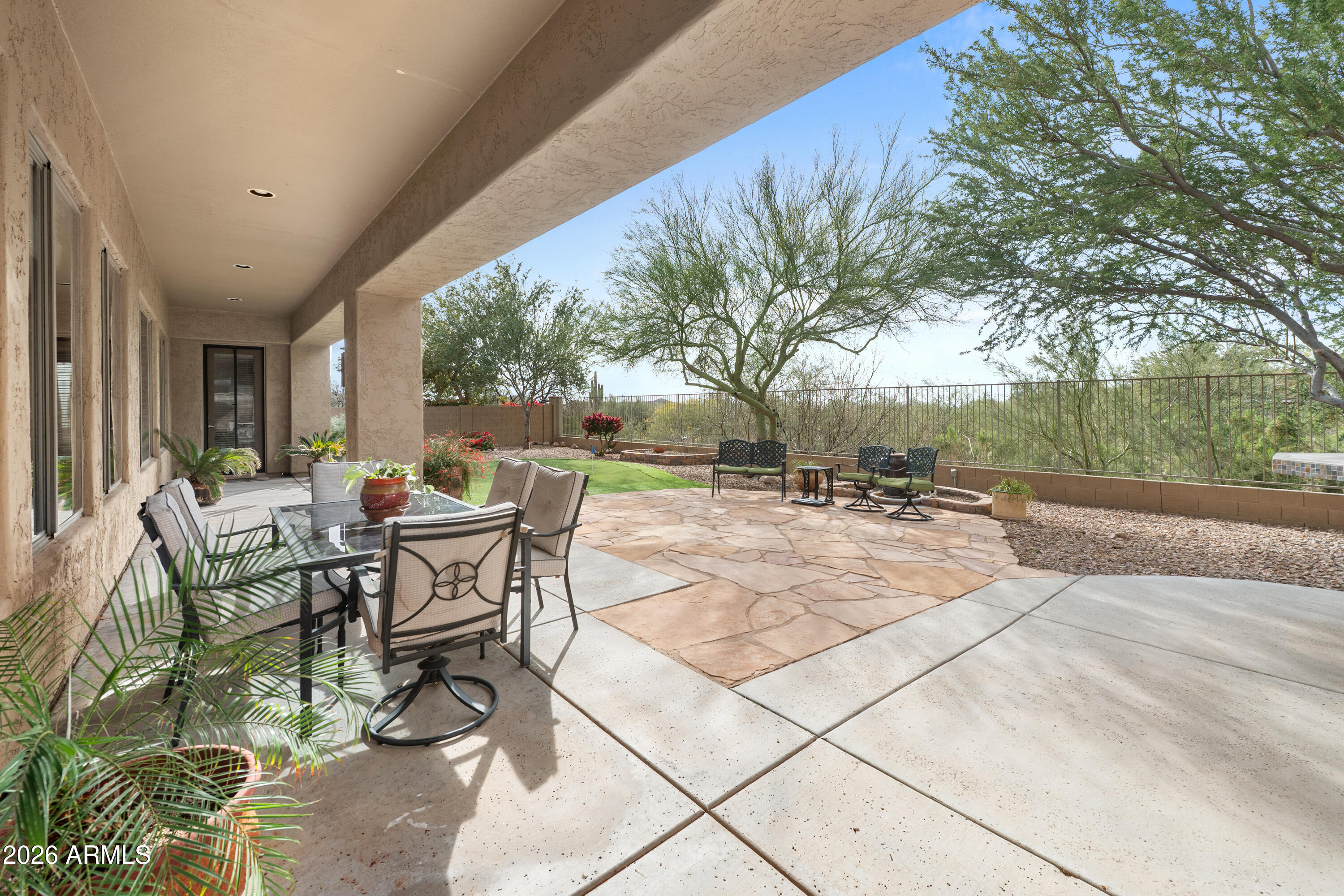 SUPERSTITION FOOTHILLS - Residential
