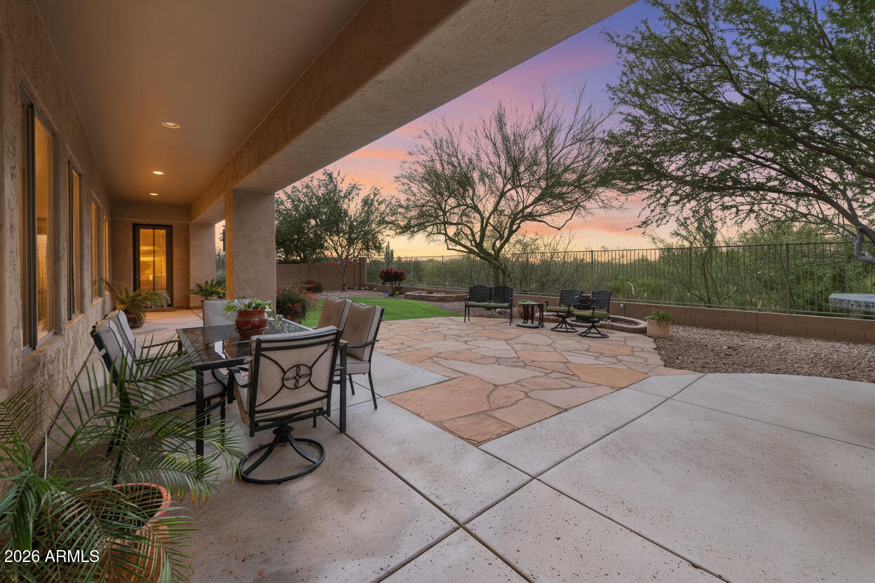 SUPERSTITION FOOTHILLS - Residential