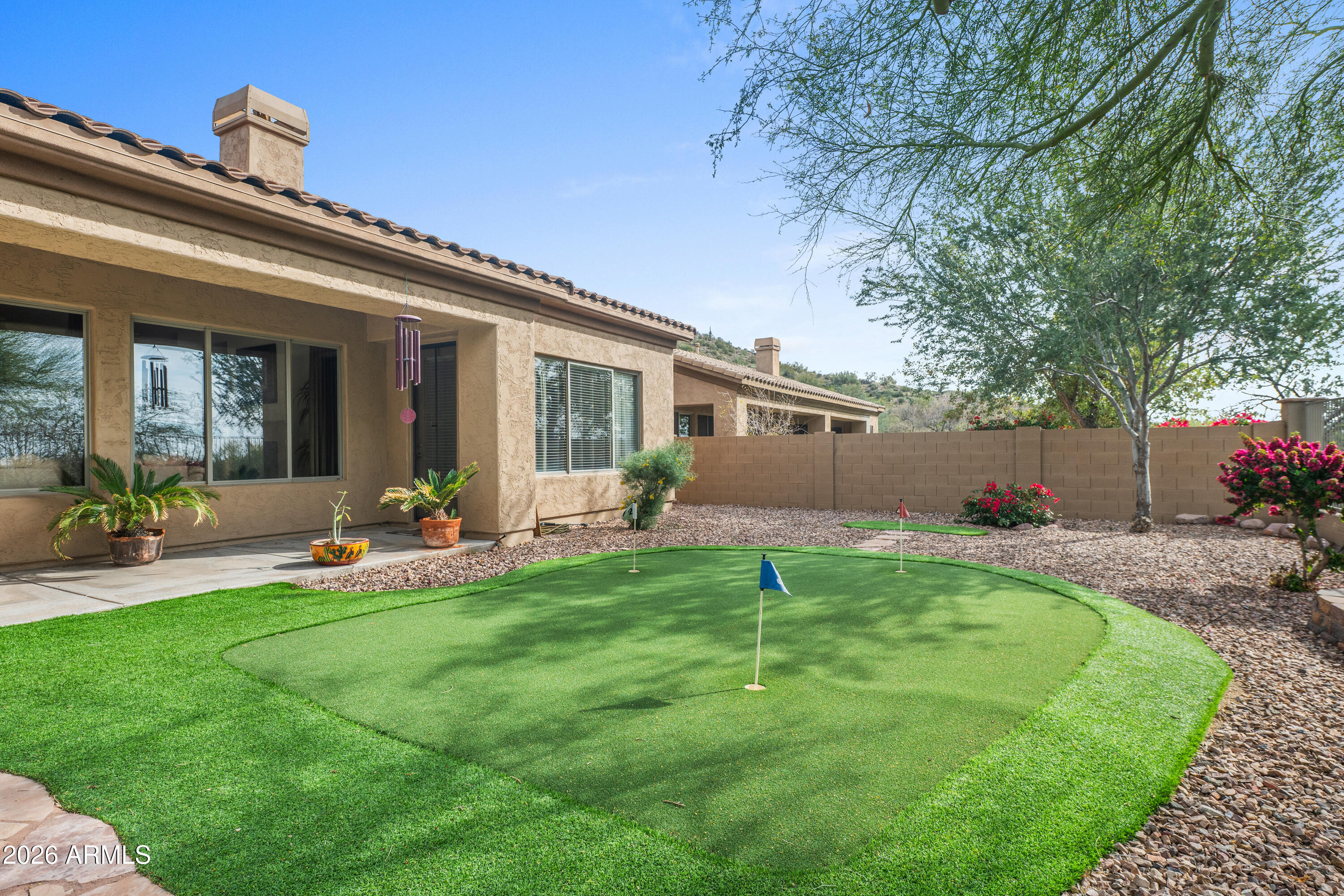 SUPERSTITION FOOTHILLS - Residential