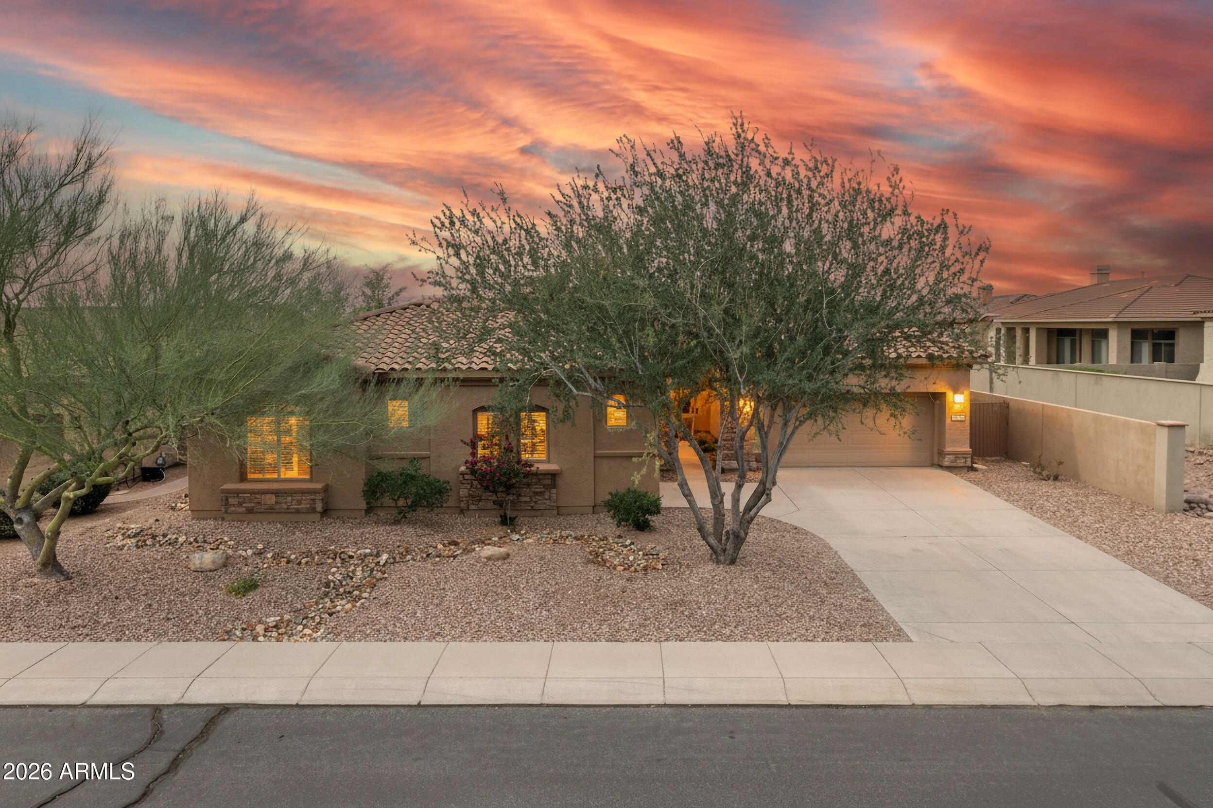 SUPERSTITION FOOTHILLS - Residential