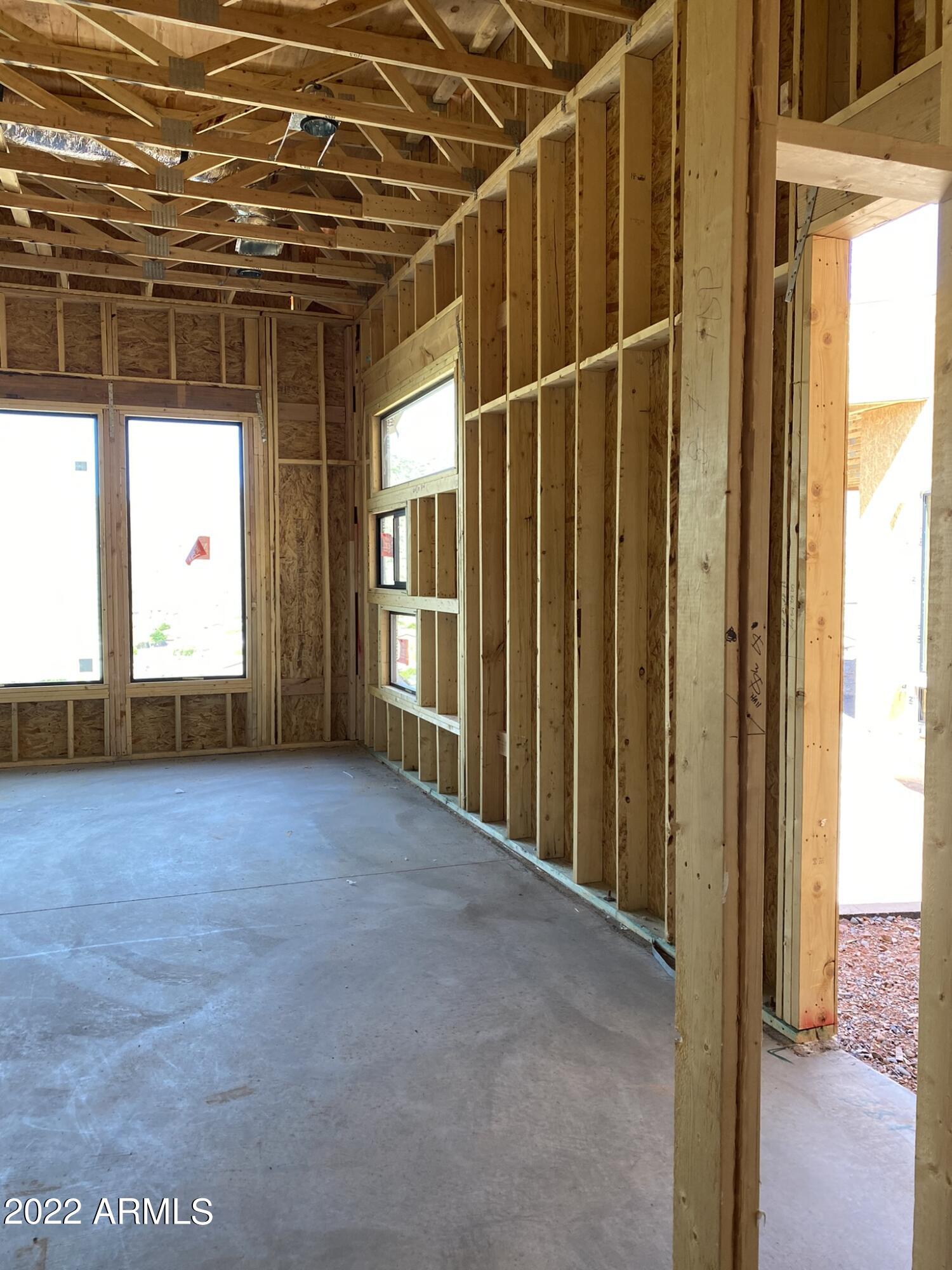EAGLE RIDGE AT FOUNTAIN HILLS - Residential