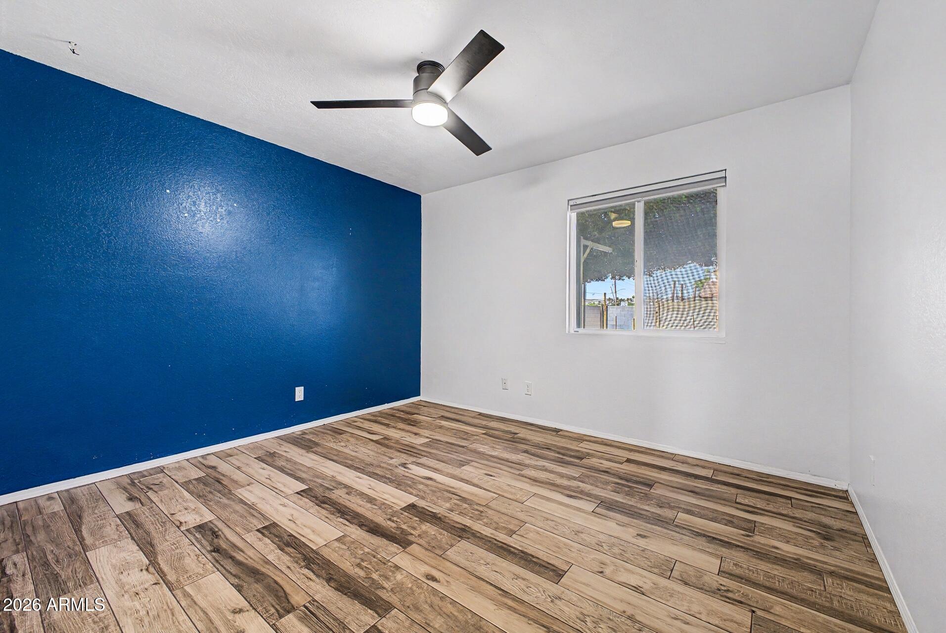 SHADOW MOUNTAIN UNIT 1 - Residential