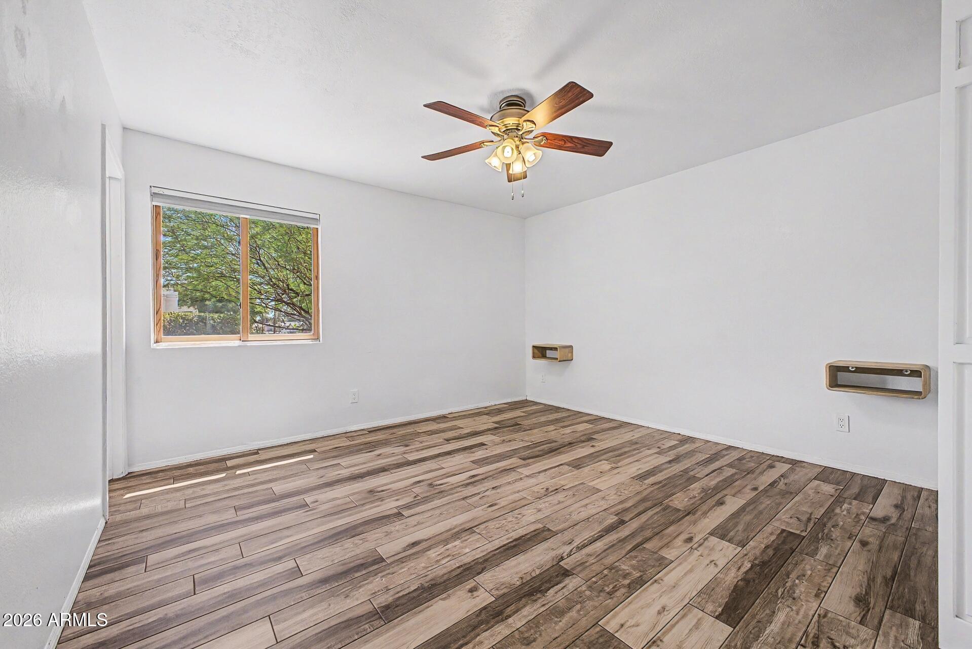 SHADOW MOUNTAIN UNIT 1 - Residential