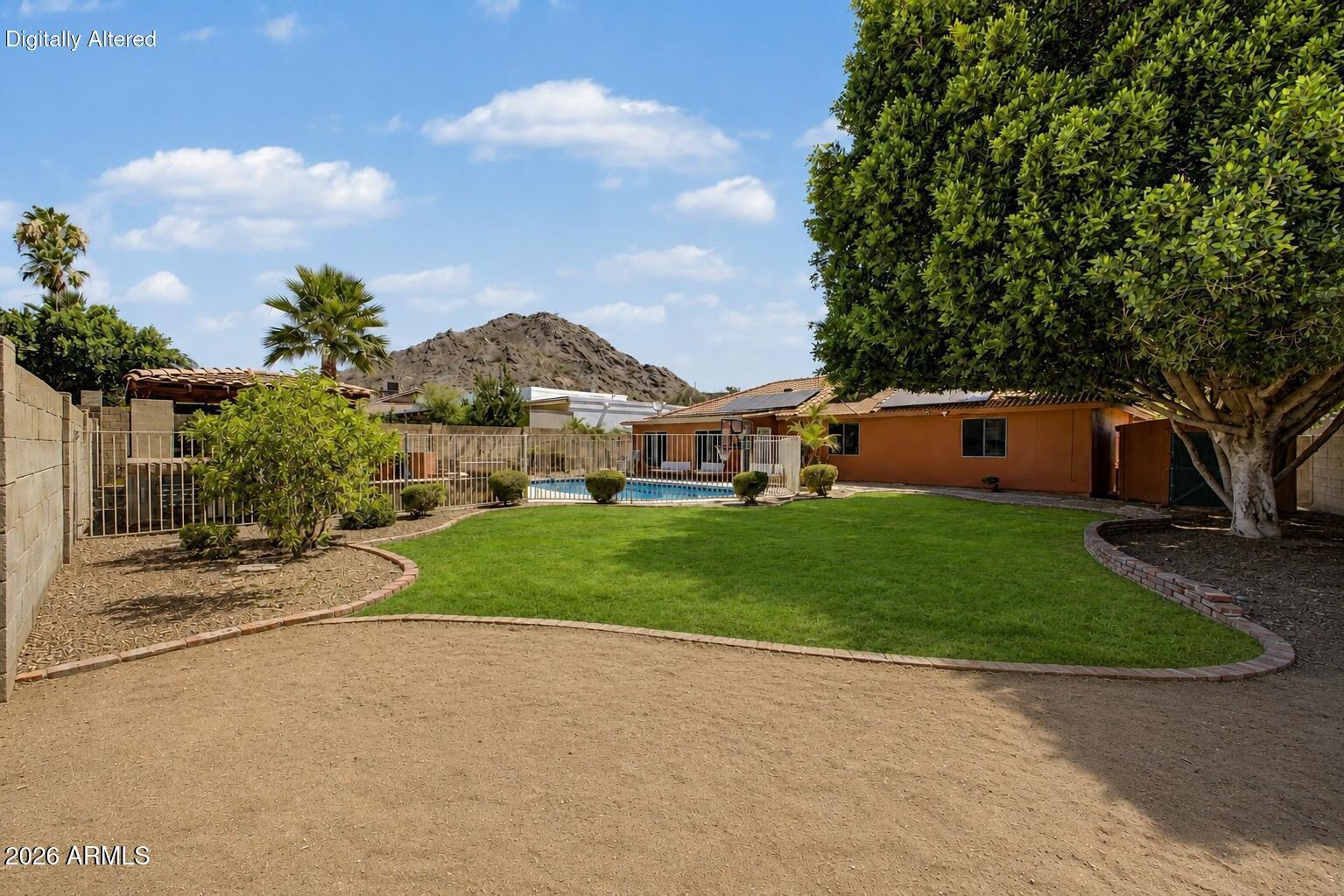 SHADOW MOUNTAIN UNIT 1 - Residential