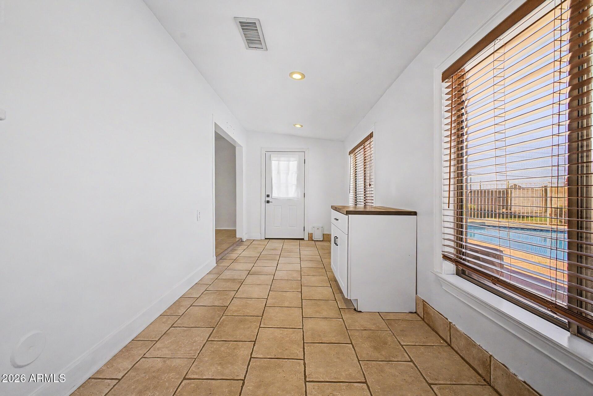 SHADOW MOUNTAIN UNIT 1 - Residential