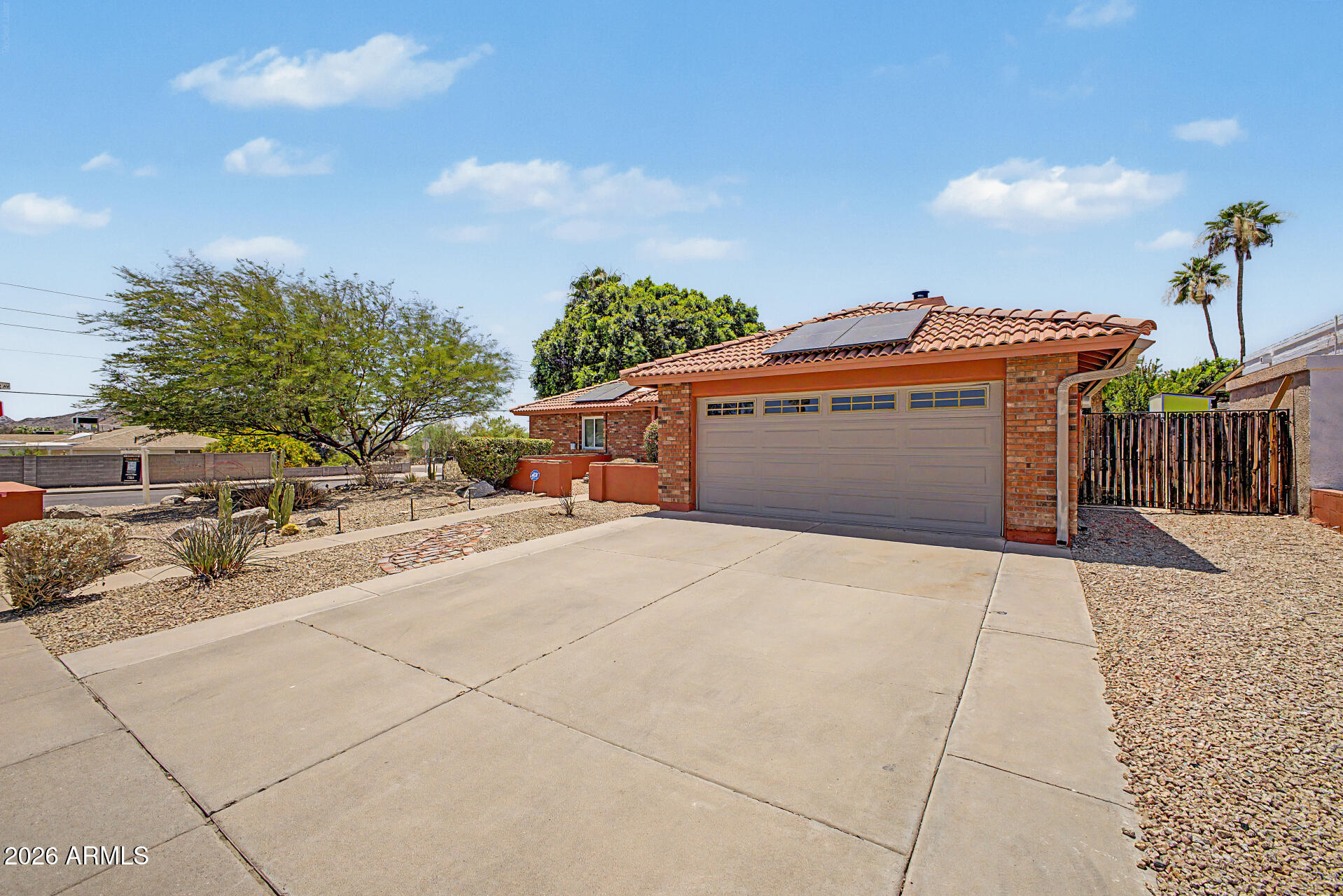SHADOW MOUNTAIN UNIT 1 - Residential