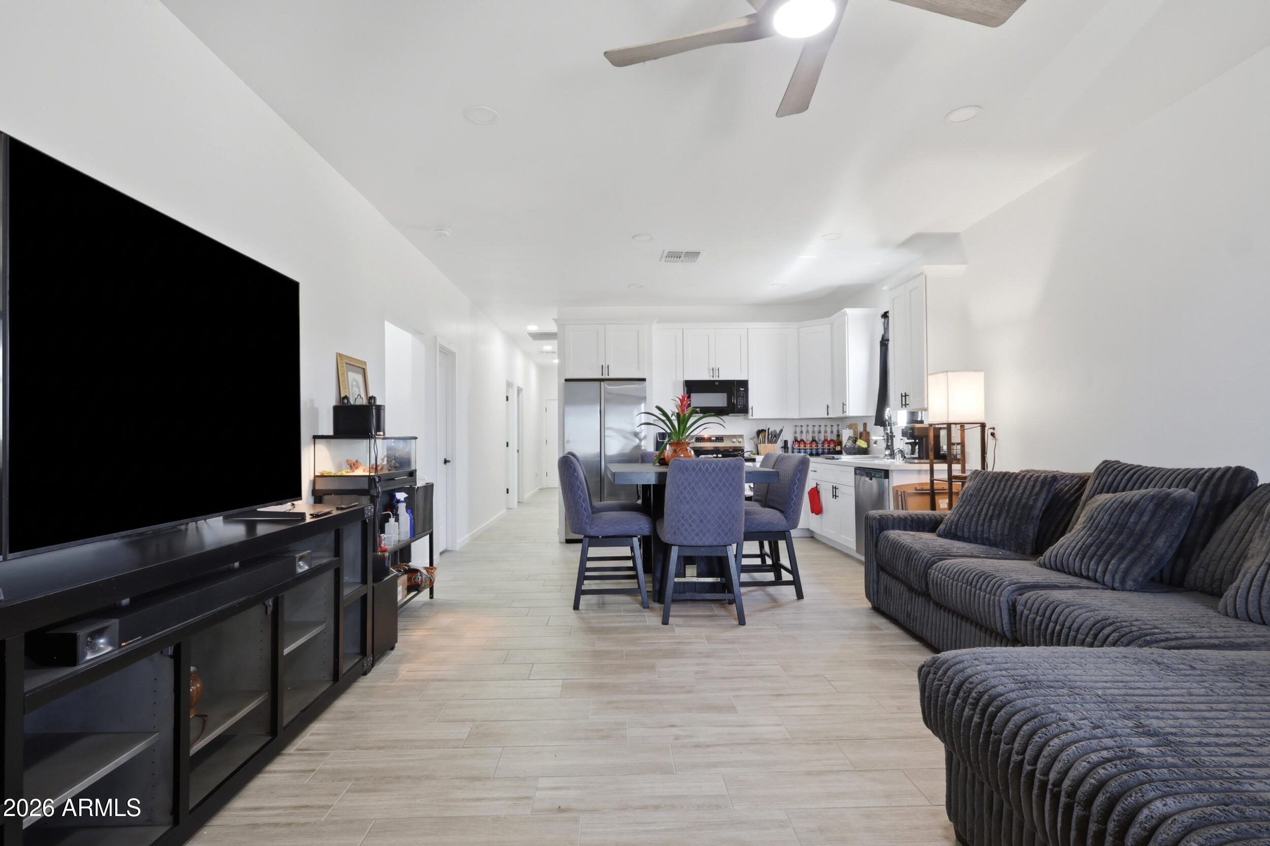 AMD ARIZONA CITY TRACT I - Residential Income