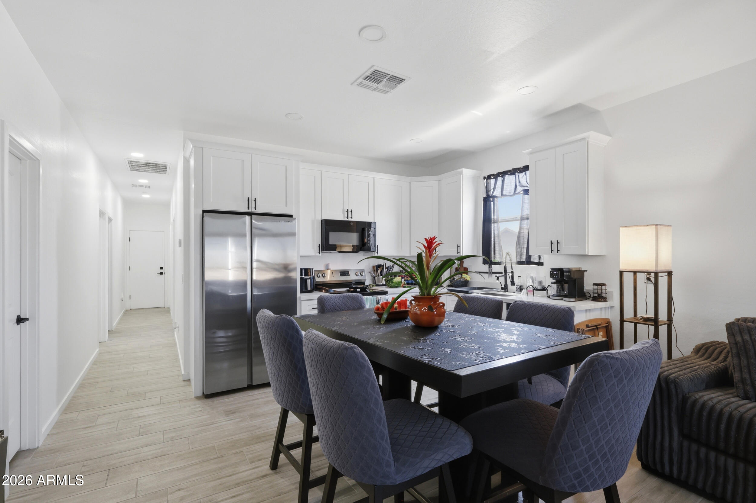 AMD ARIZONA CITY TRACT I - Residential Income