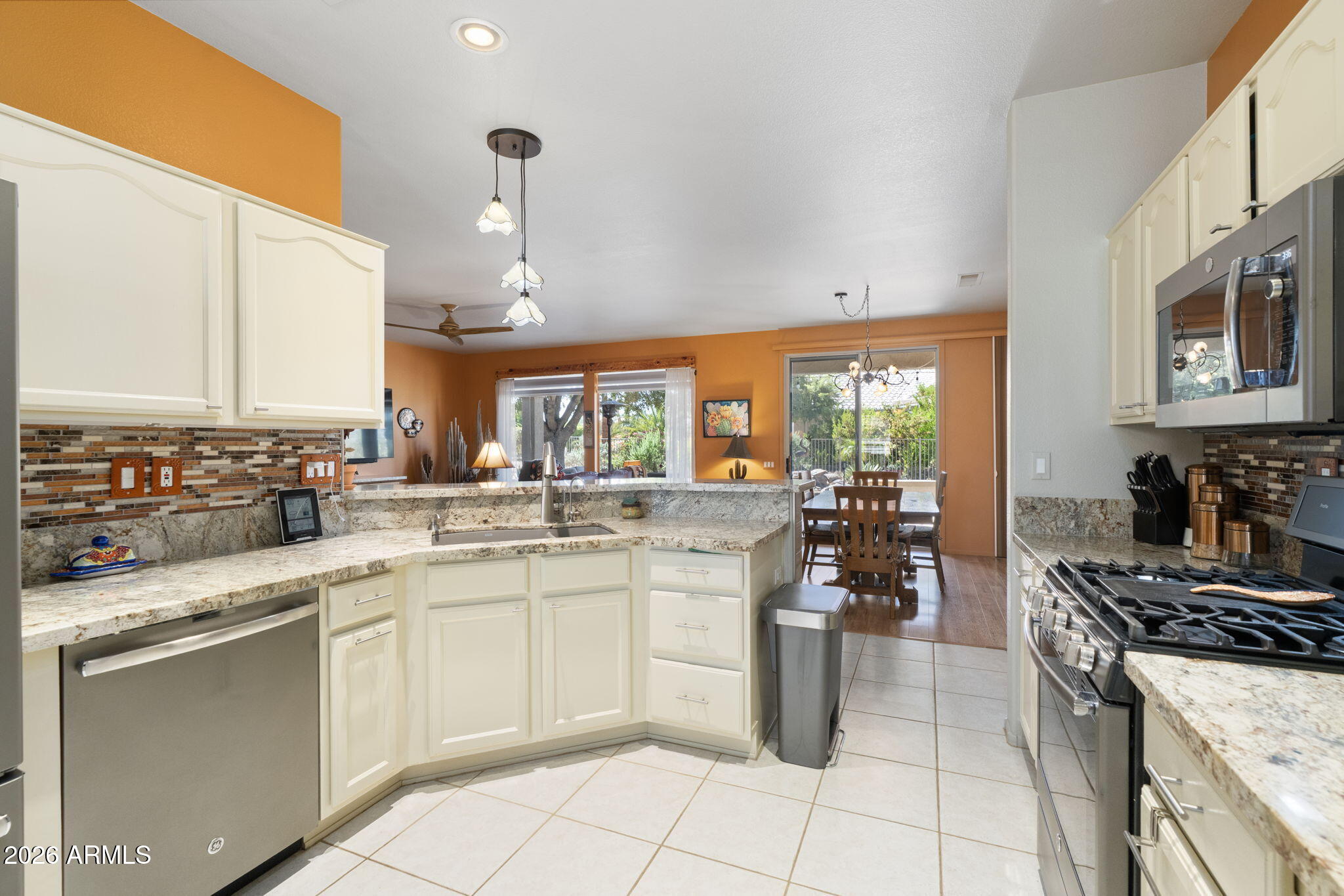SUN CITY GRAND-DESERT BREEZE - Residential